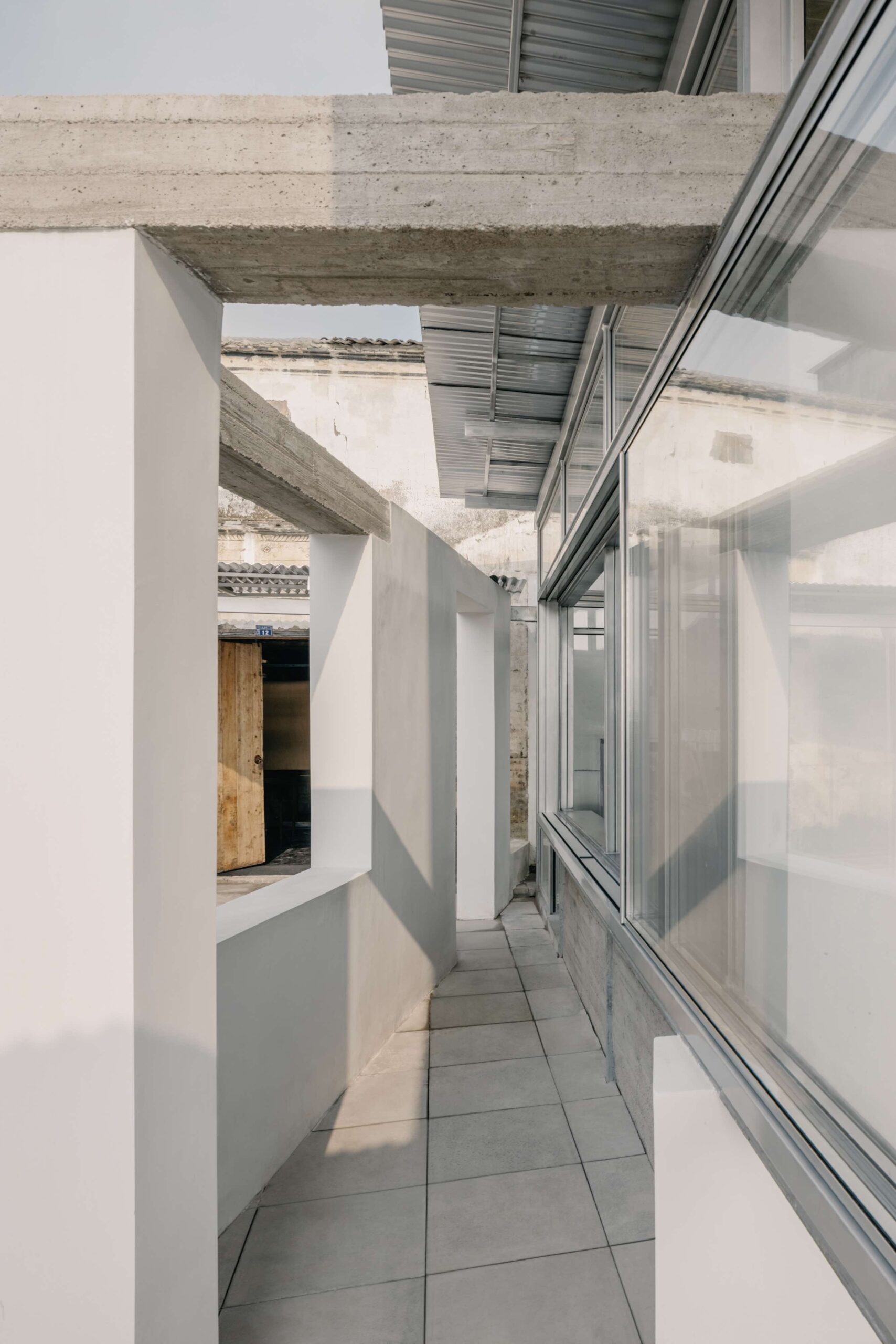 〈竜游ツーリストセンター（Longyou Tourist Center）〉設計：アトリエtao+c（atelier tao+c）