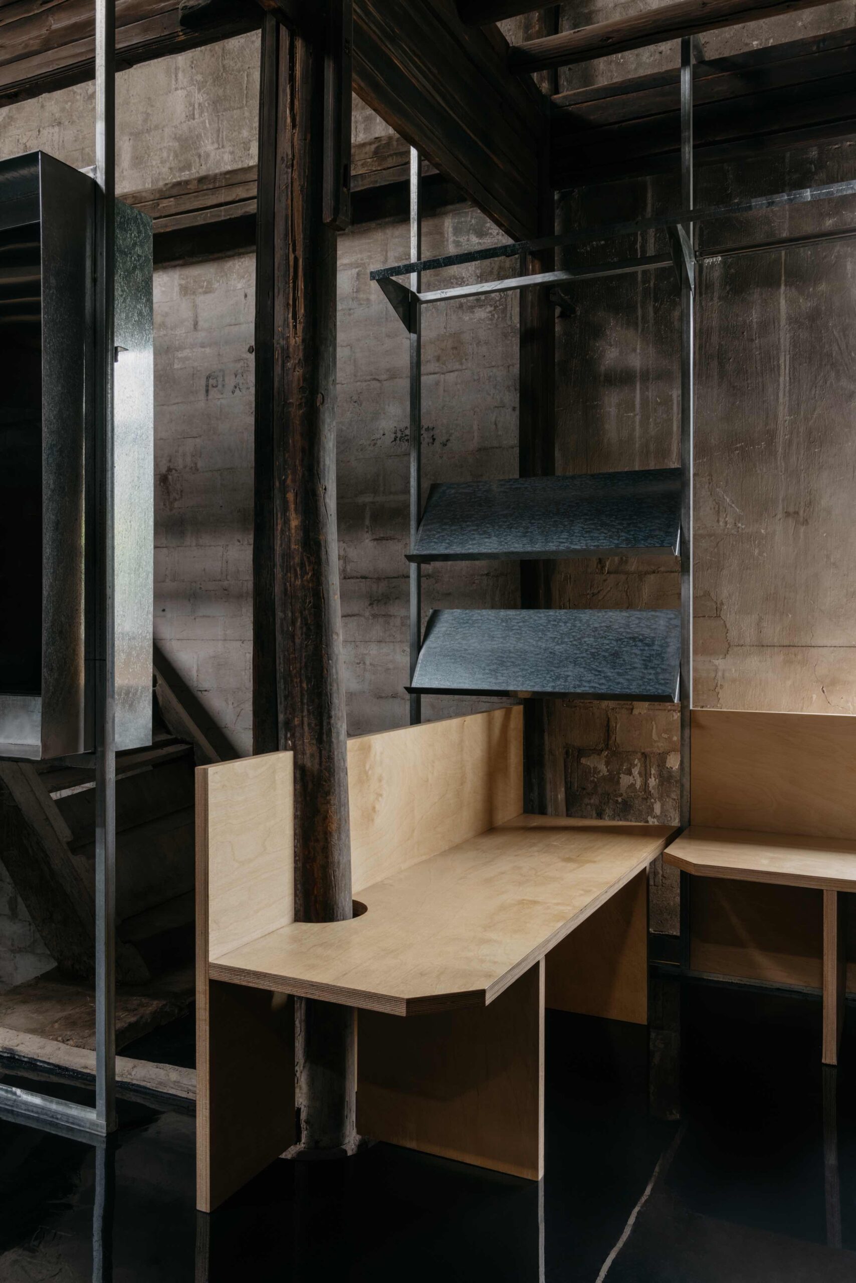 〈竜游ツーリストセンター（Longyou Tourist Center）〉設計：アトリエtao+c（atelier tao+c）