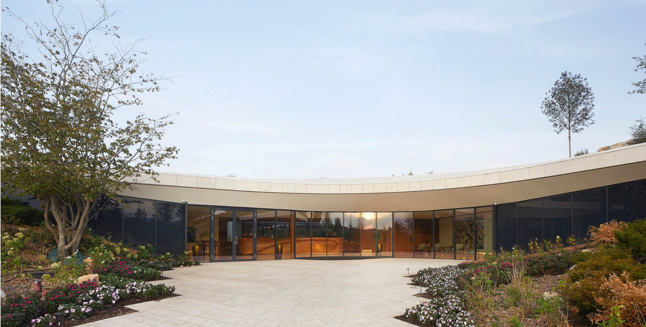 〈サウシュカ・トカイ（Sauska Tokaj）〉設計：BORD建築スタジオ（BORD Architectural Studio）