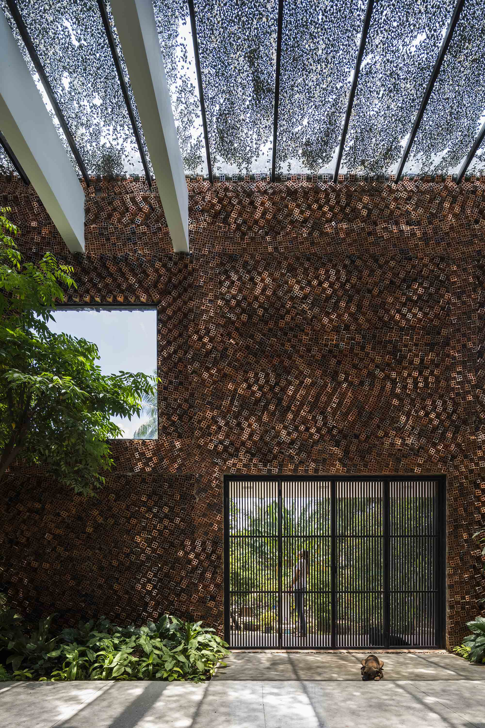 〈Wall house〉設計：CTA（Creative Architects）