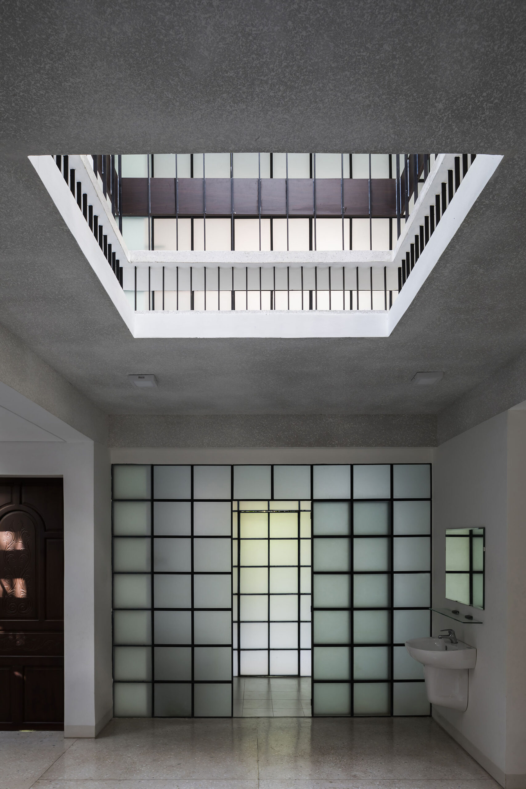 〈Wall house〉設計：CTA（Creative Architects）