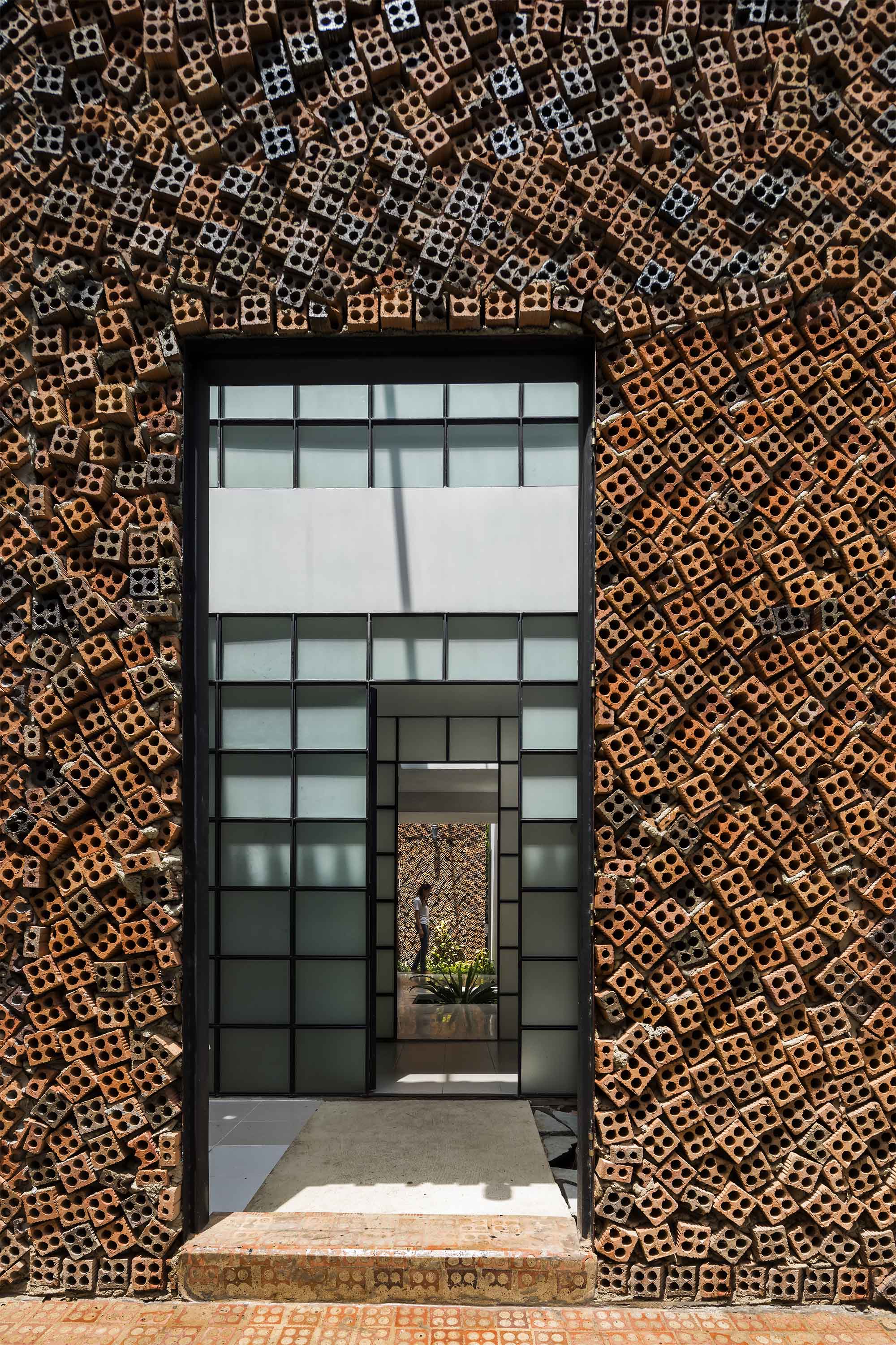 〈Wall house〉設計：CTA（Creative Architects）