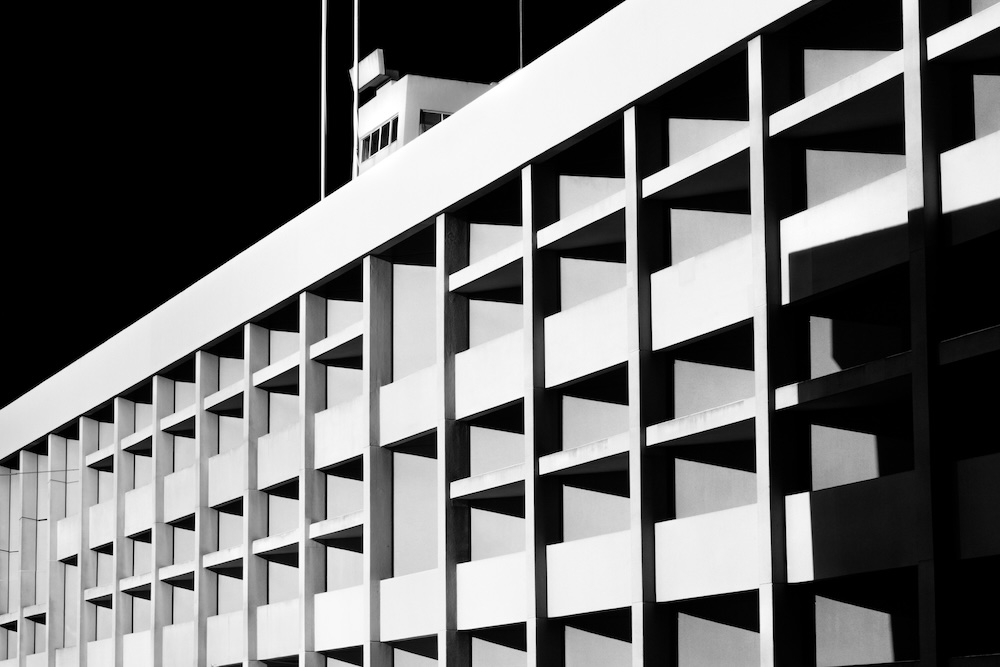 瀧本幹也〈KENZO TANGE №21・Imabari〉　2025