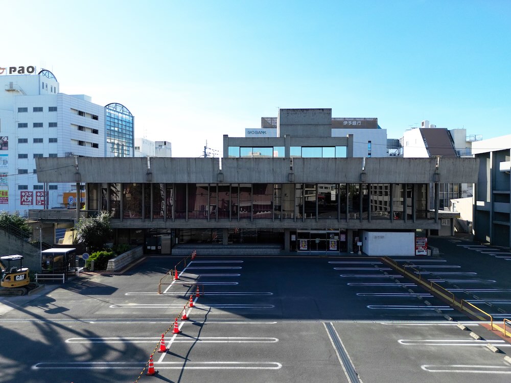 丹下健三〈今治市民会館〉