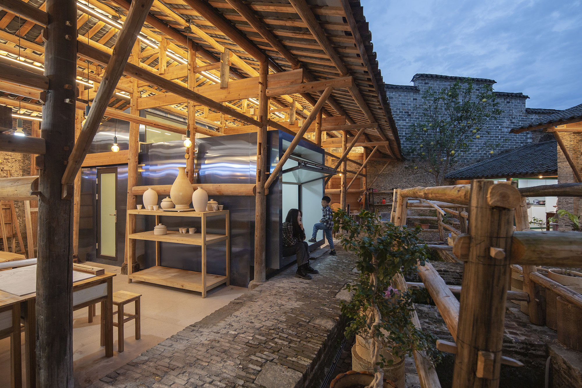 〈磁器工房プラグイン・リバイバル（Porcelain Studios Plugin Revival）〉設計：PAO（People’s Architecture Office）、Liu Kecheng Design Studio