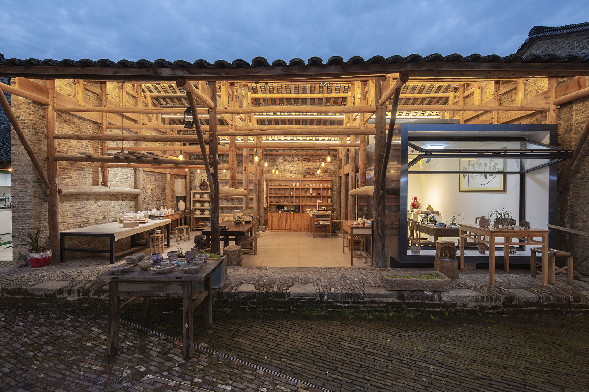 〈磁器工房プラグイン・リバイバル（Porcelain Studios Plugin Revival）〉設計：PAO（People’s Architecture Office）、Liu Kecheng Design Studio