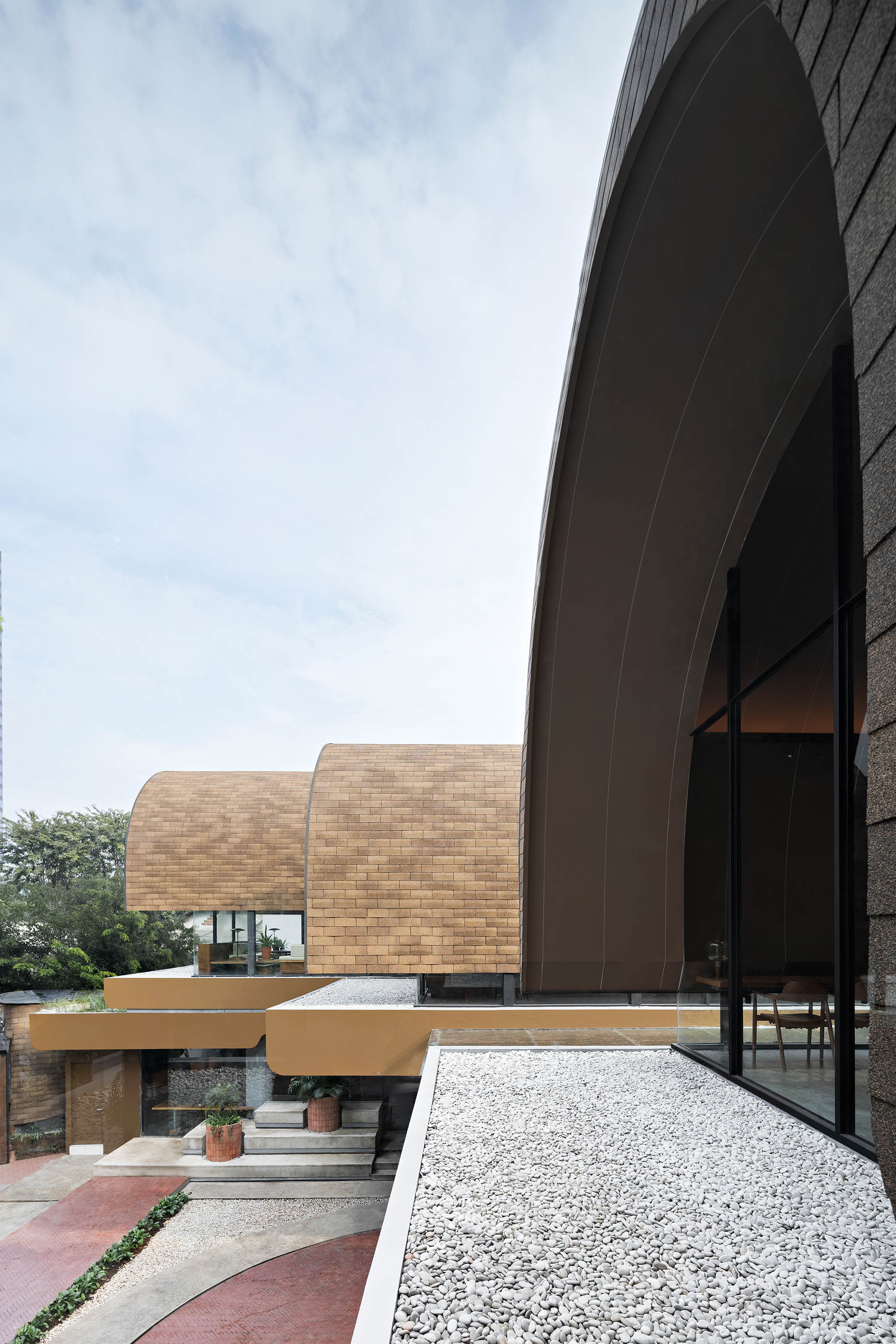 〈SSガーデン（Shelters on Slope Garden）〉設計：RAD+ar（Research Artistic Design + architecture）