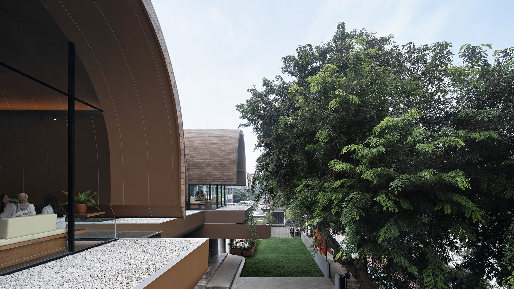 〈SSガーデン（Shelters on Slope Garden）〉設計：RAD+ar（Research Artistic Design + architecture）