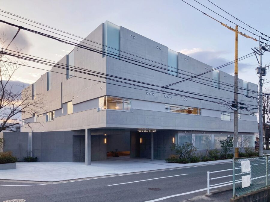 七隈の産科 / 鈴木理考建築都市事務所