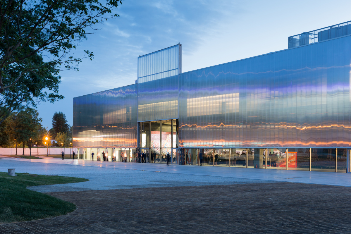 ガレージ美術館