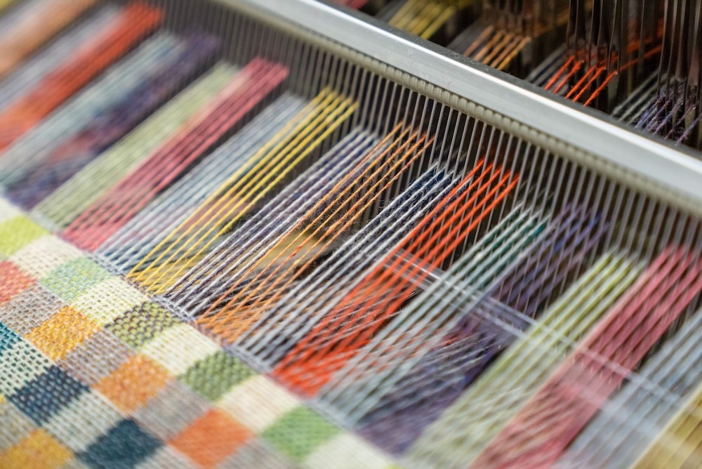 「karimokuとnuno ― 糸づくり 布づくり」Karimoku Commons Tokyo