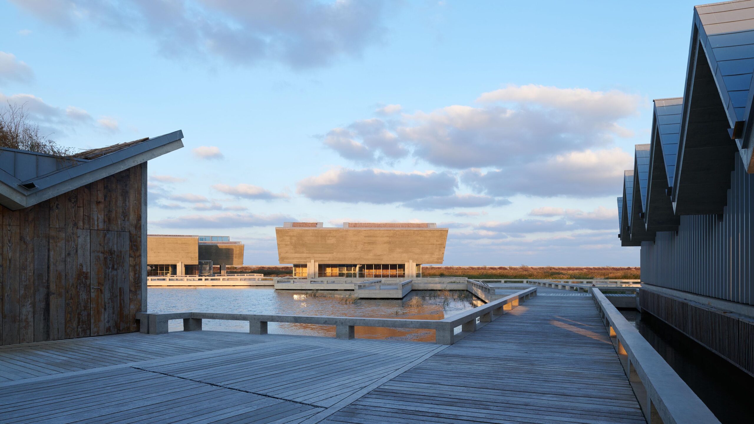 〈湿地研究教育センター（Wetland Research and Education Center）〉Atelier Z+