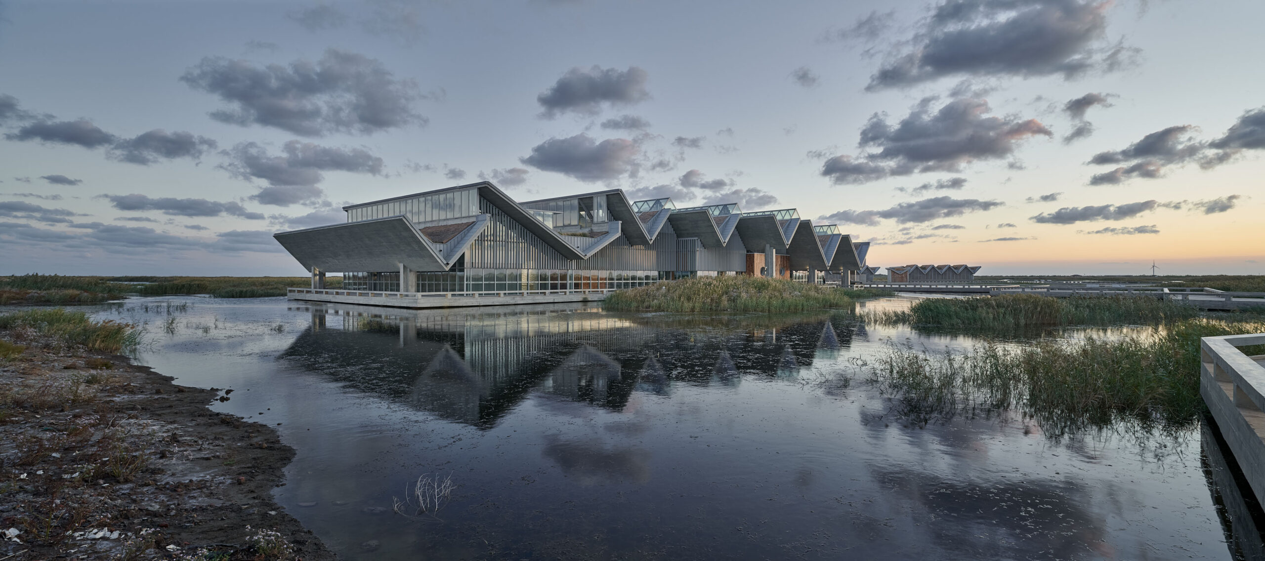 〈湿地研究教育センター（Wetland Research and Education Center）〉Atelier Z+