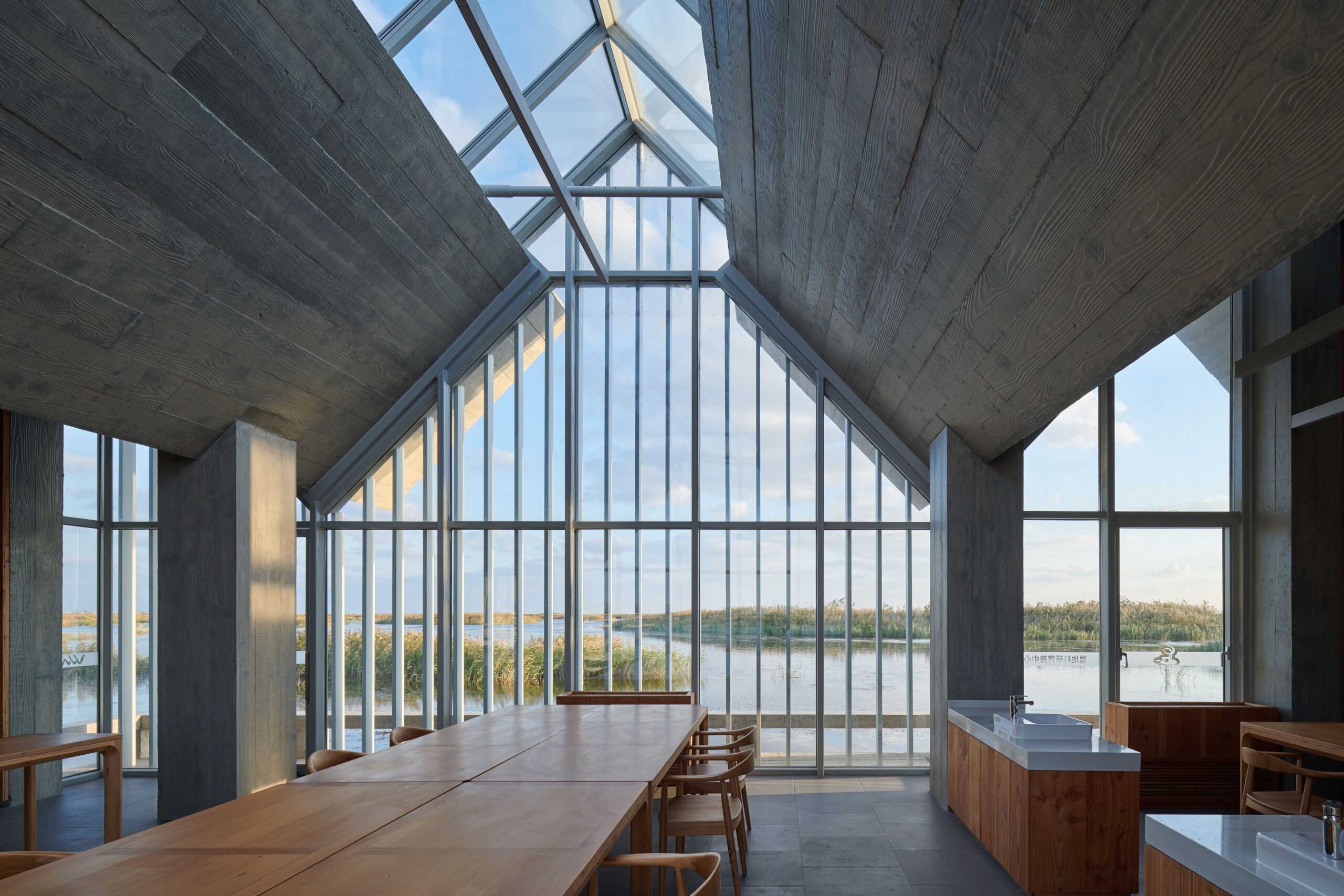 〈湿地研究教育センター（Wetland Research and Education Center）〉Atelier Z+