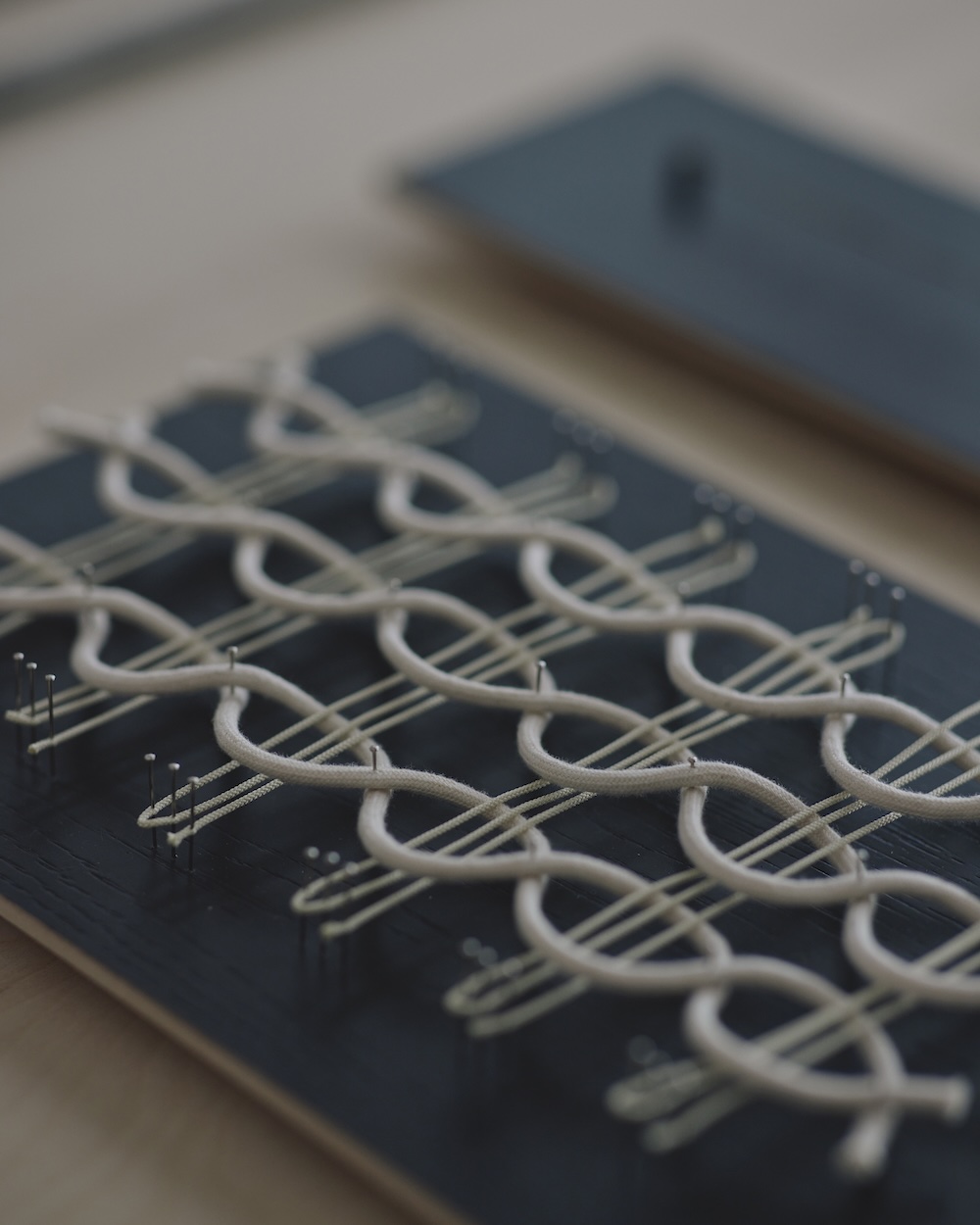 「karimokuとnuno ― 糸づくり 布づくり」Karimoku Commons Tokyo