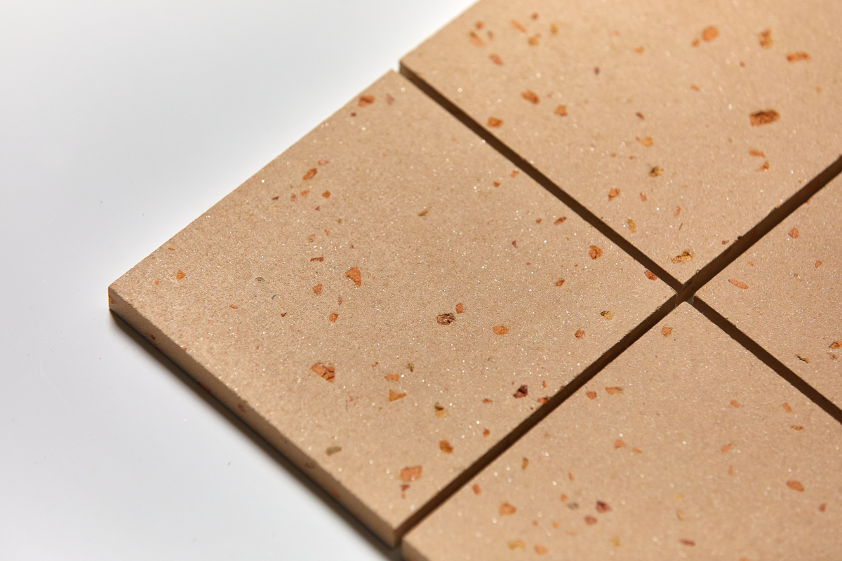 黒瓦テクストーン