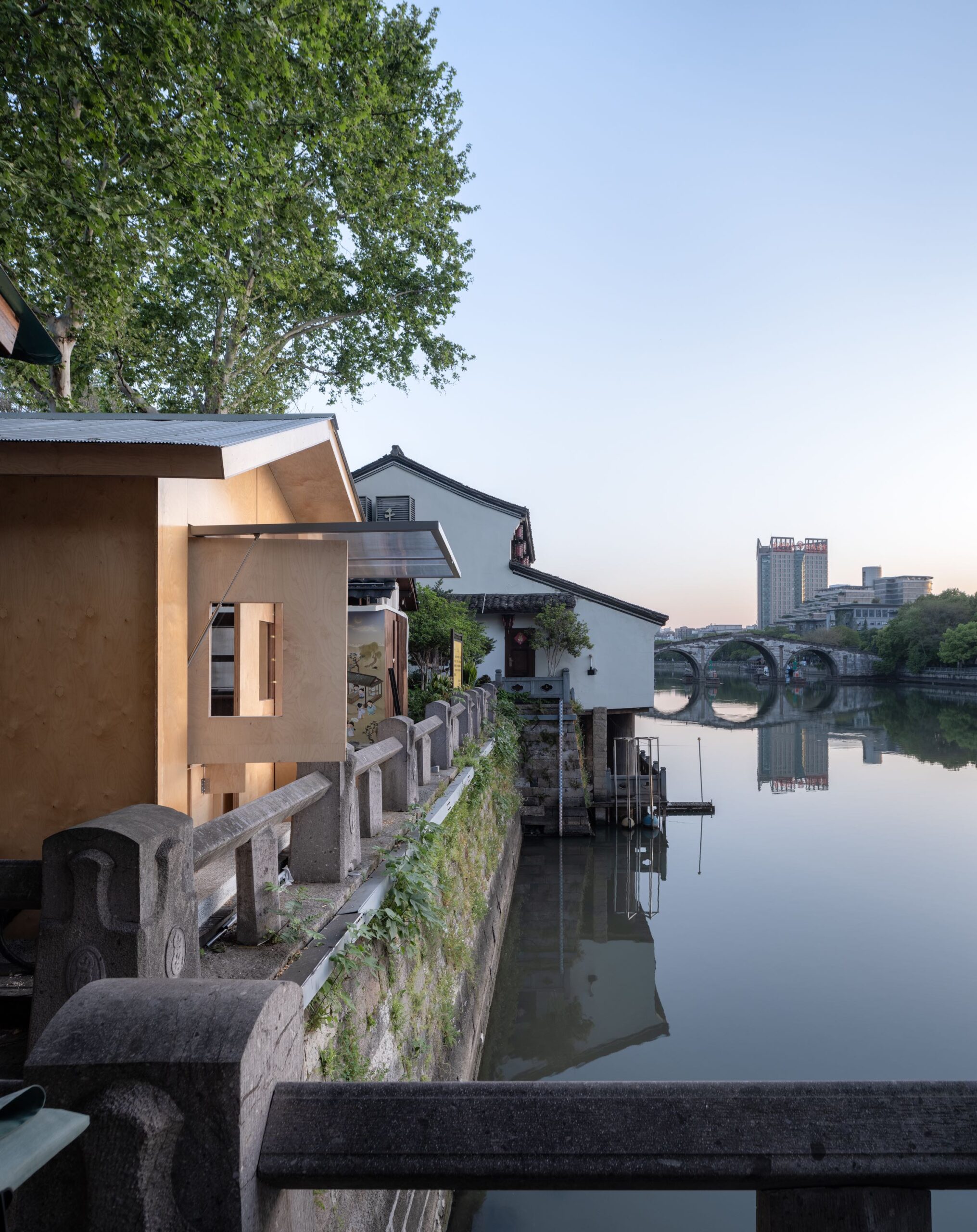 〈Canal Pavilion Post〉ZAOZUO ARCHITECTURE STUDIO