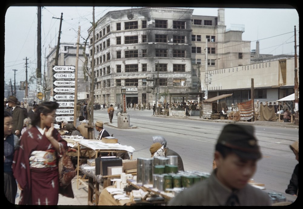 髙島屋史料館TOKYO 企画展「団地と映画 ―世界は団地でできている」展示品