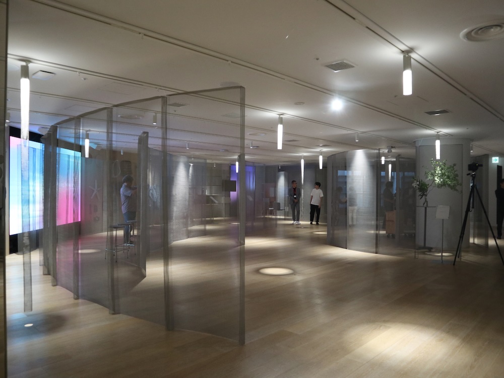 オカムラ企画展 OPEN FIELD 第3回「Blurring Structure　オフセットされた世界」会場写真