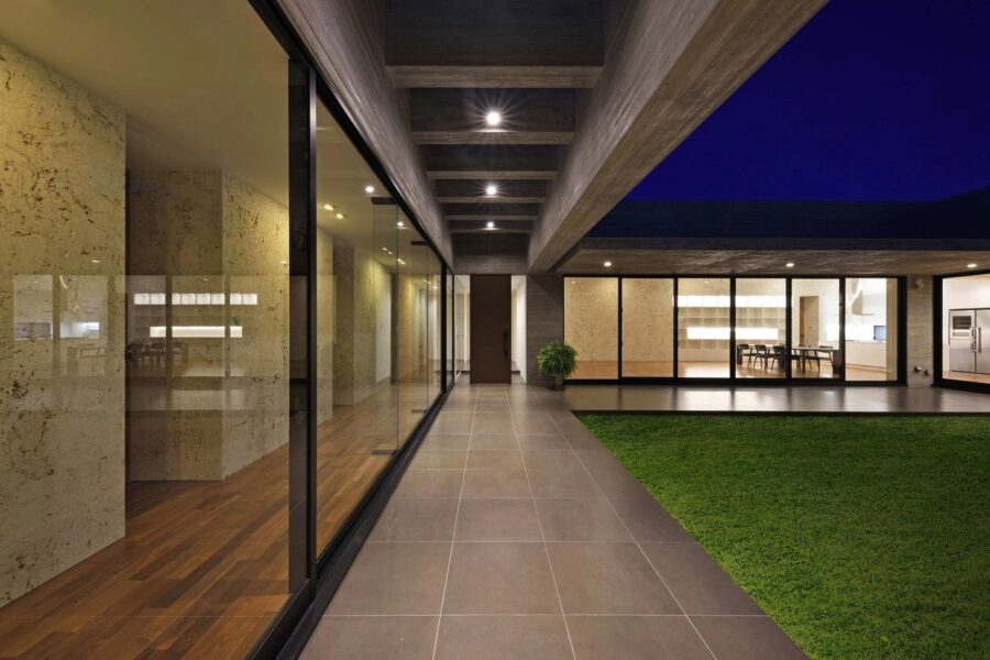 Ak-house / 仲間郁代建築設計事務所