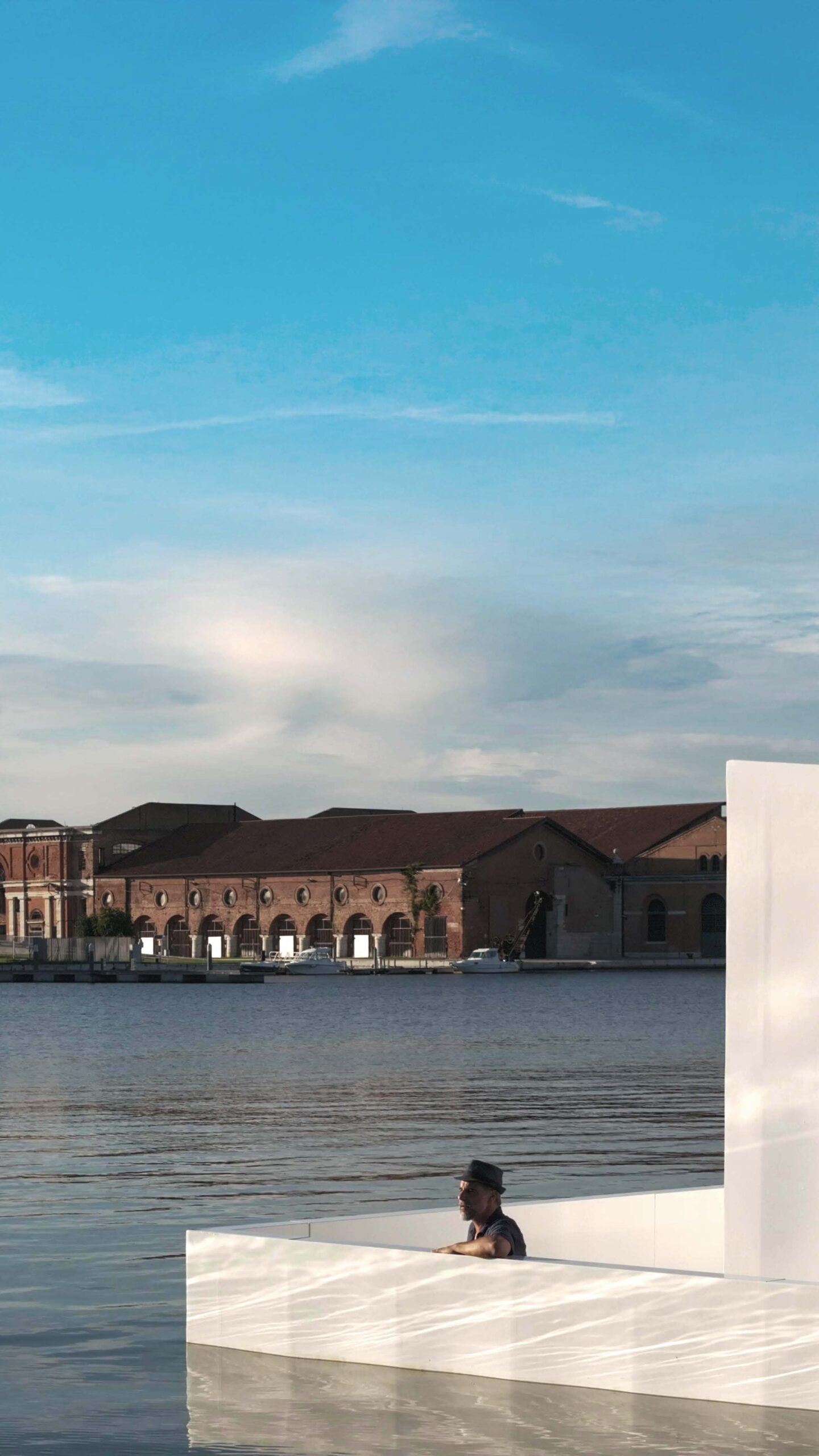 〈アクアプラザ（AQUAPRAÇA）〉カルロ・ラッティ・アソシエイト（Carlo Ratti Associati）、Höweler + Yoon