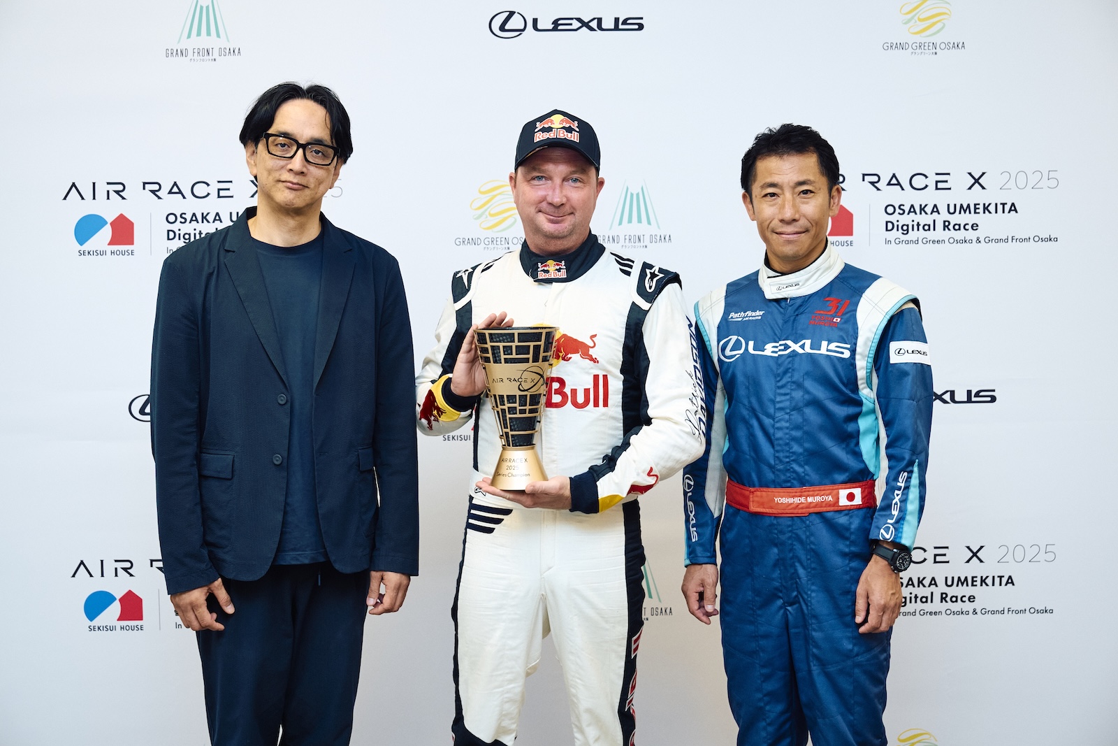 渡邉信彦、パトリック・デビッドソン、室屋義秀の各氏