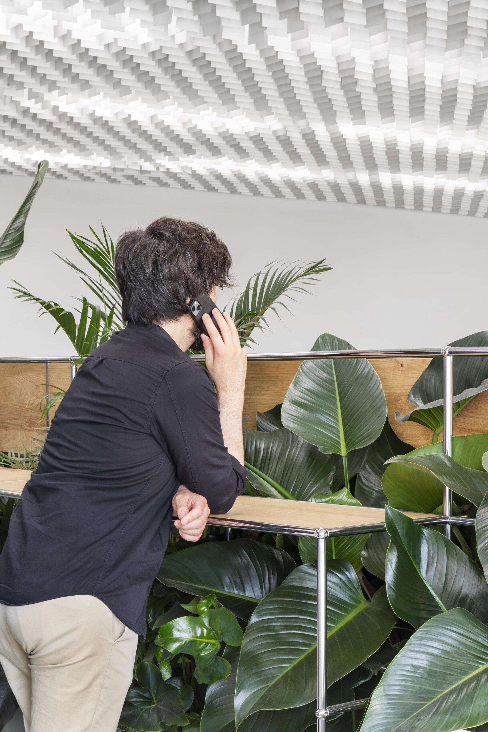 〈The Office as a Playground〉