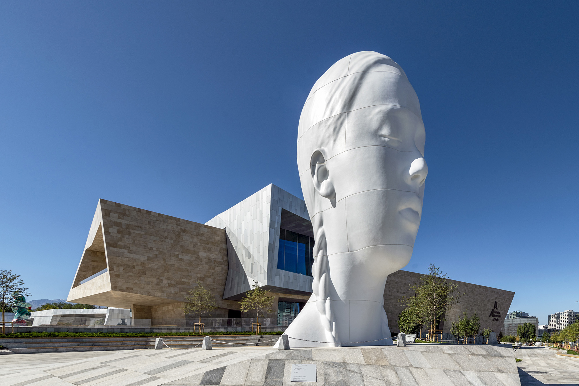 〈アルマトゥイ美術館(Almaty Museum of Arts)〉チャップマン・テイラー(Chapman Taylor)