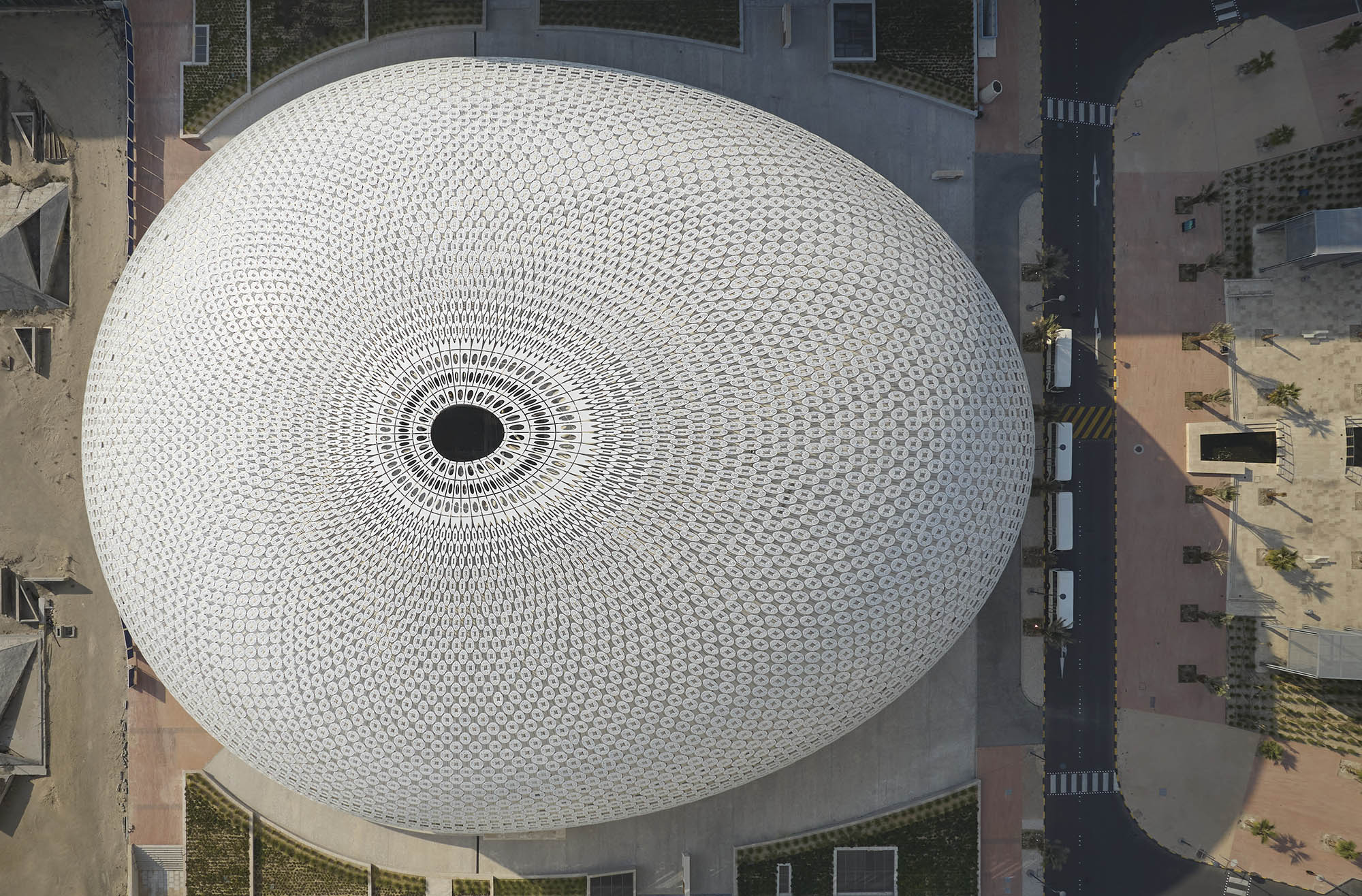 〈クウェート大学管理棟施設（Kuwait University Administration Facilities）〉SOM