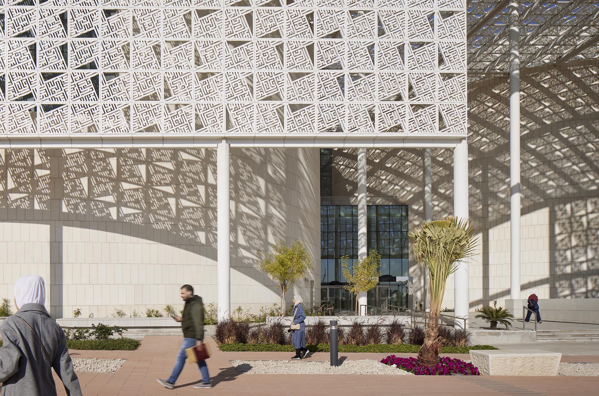 〈クウェート大学管理棟施設（Kuwait University Administration Facilities）〉SOM