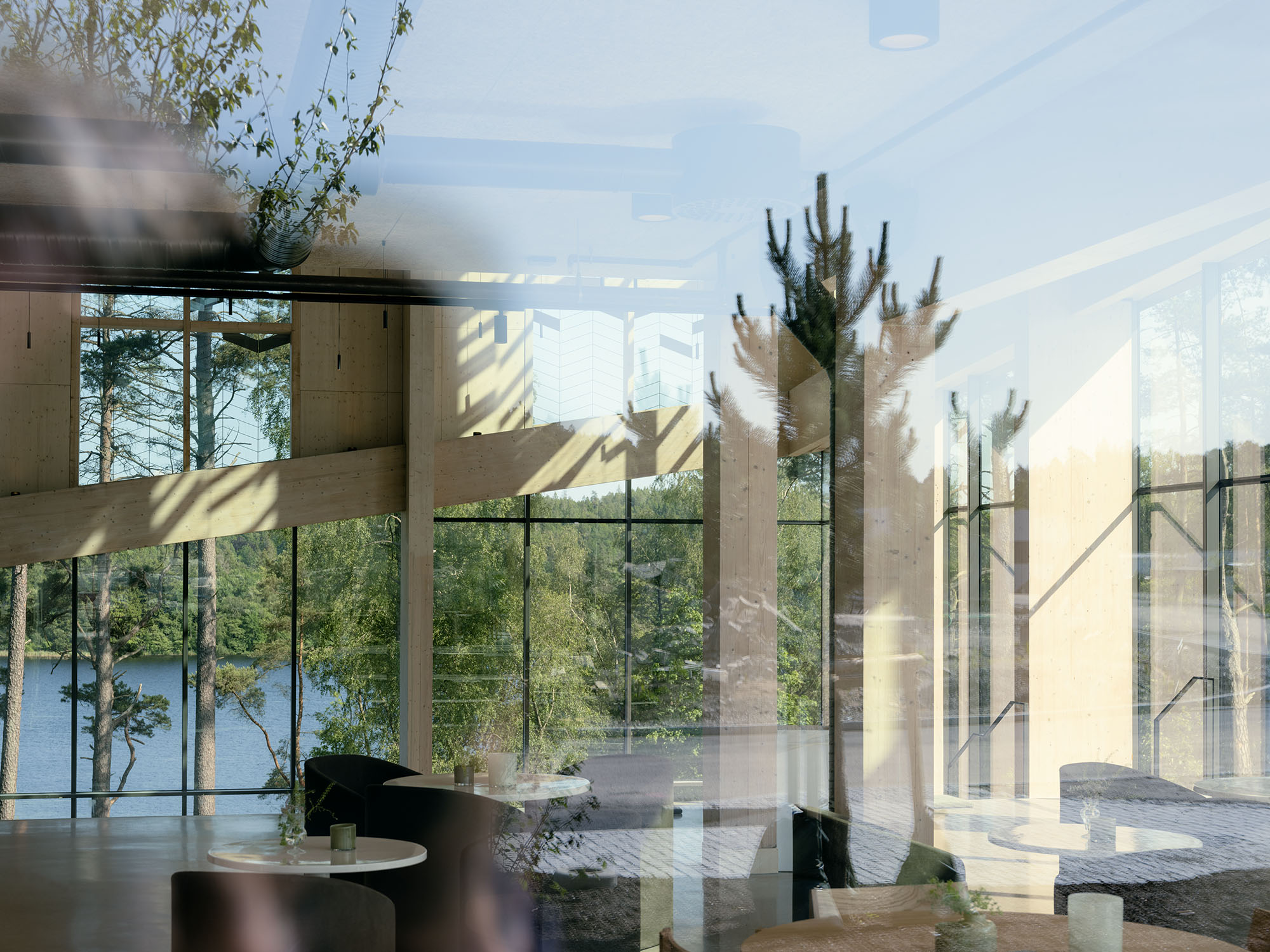 〈レイクハウス・ヴェンデルストランド(Lakehouse Wendelstrand)〉スノヘッタ(Snøhetta)