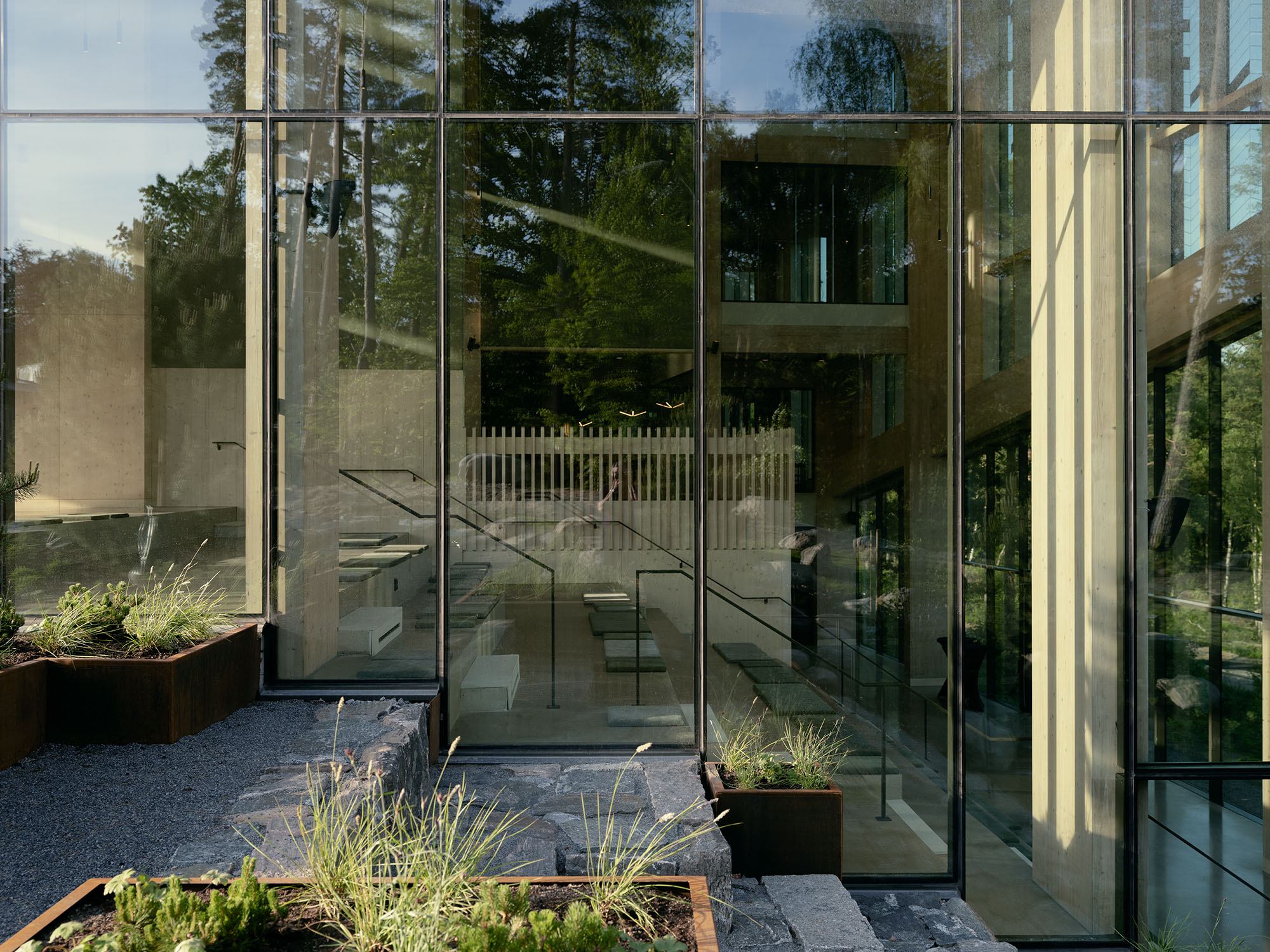 〈レイクハウス・ヴェンデルストランド(Lakehouse Wendelstrand)〉スノヘッタ(Snøhetta)