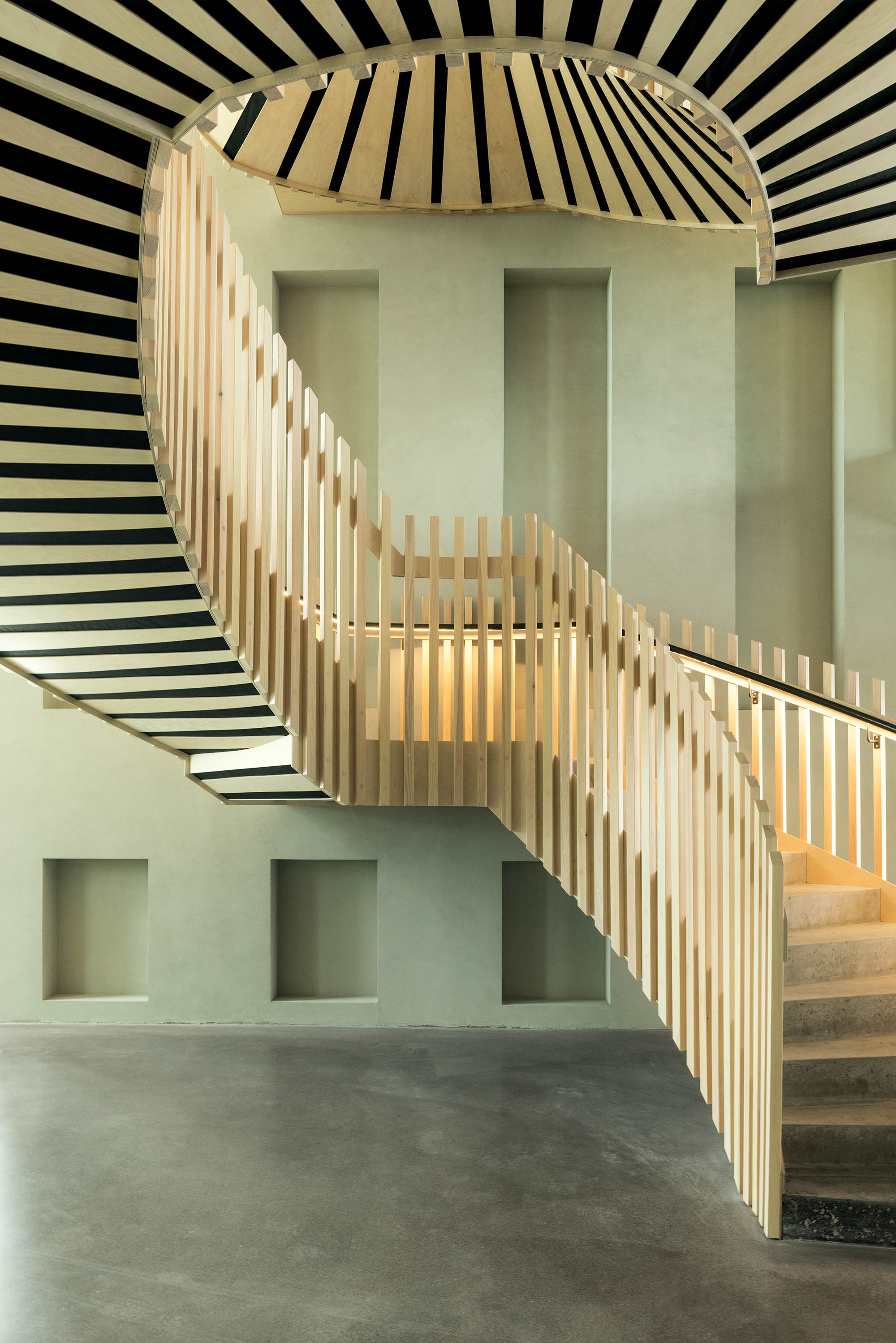 〈レイクハウス・ヴェンデルストランド(Lakehouse Wendelstrand)〉スノヘッタ(Snøhetta)