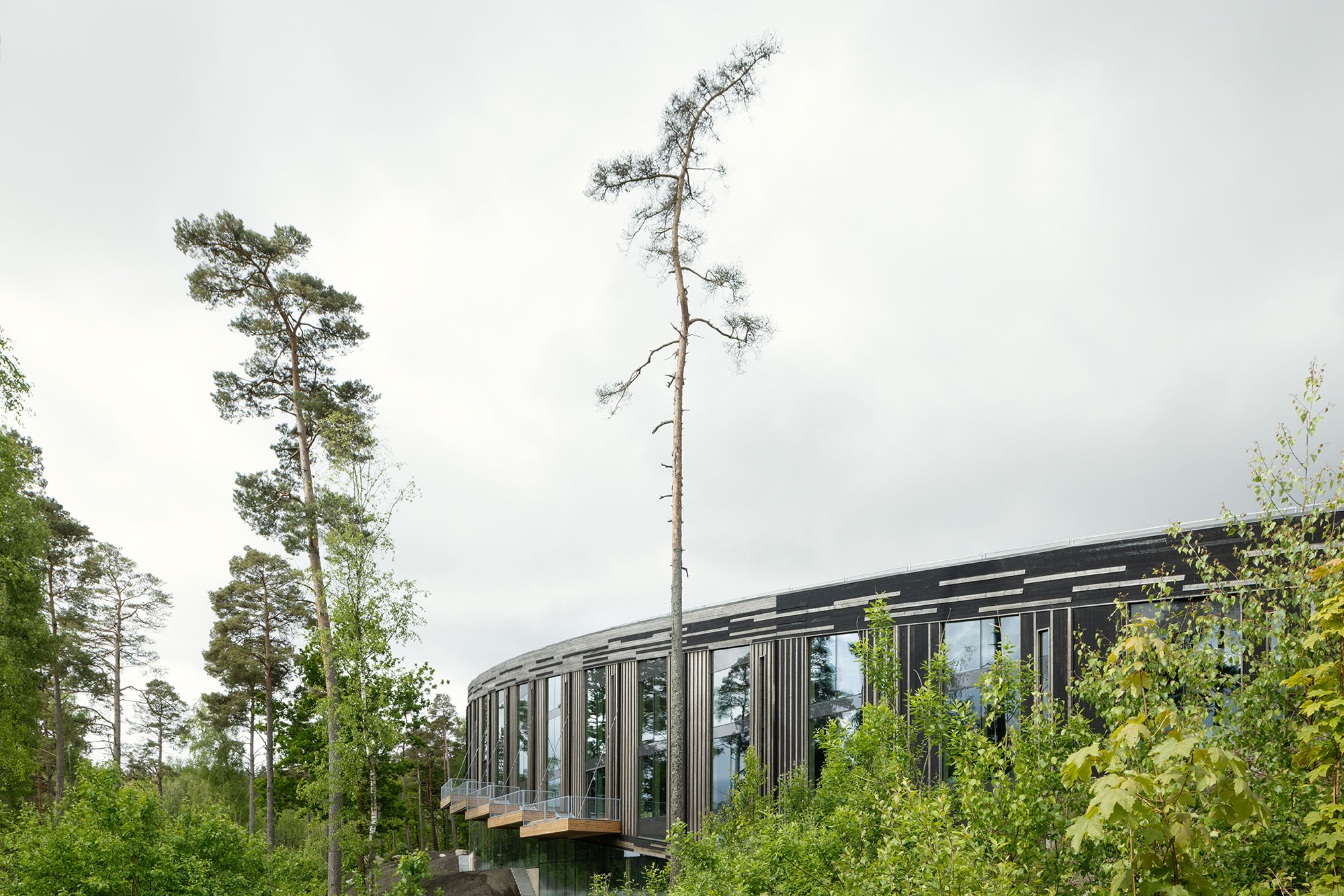 〈レイクハウス・ヴェンデルストランド(Lakehouse Wendelstrand)〉スノヘッタ(Snøhetta)