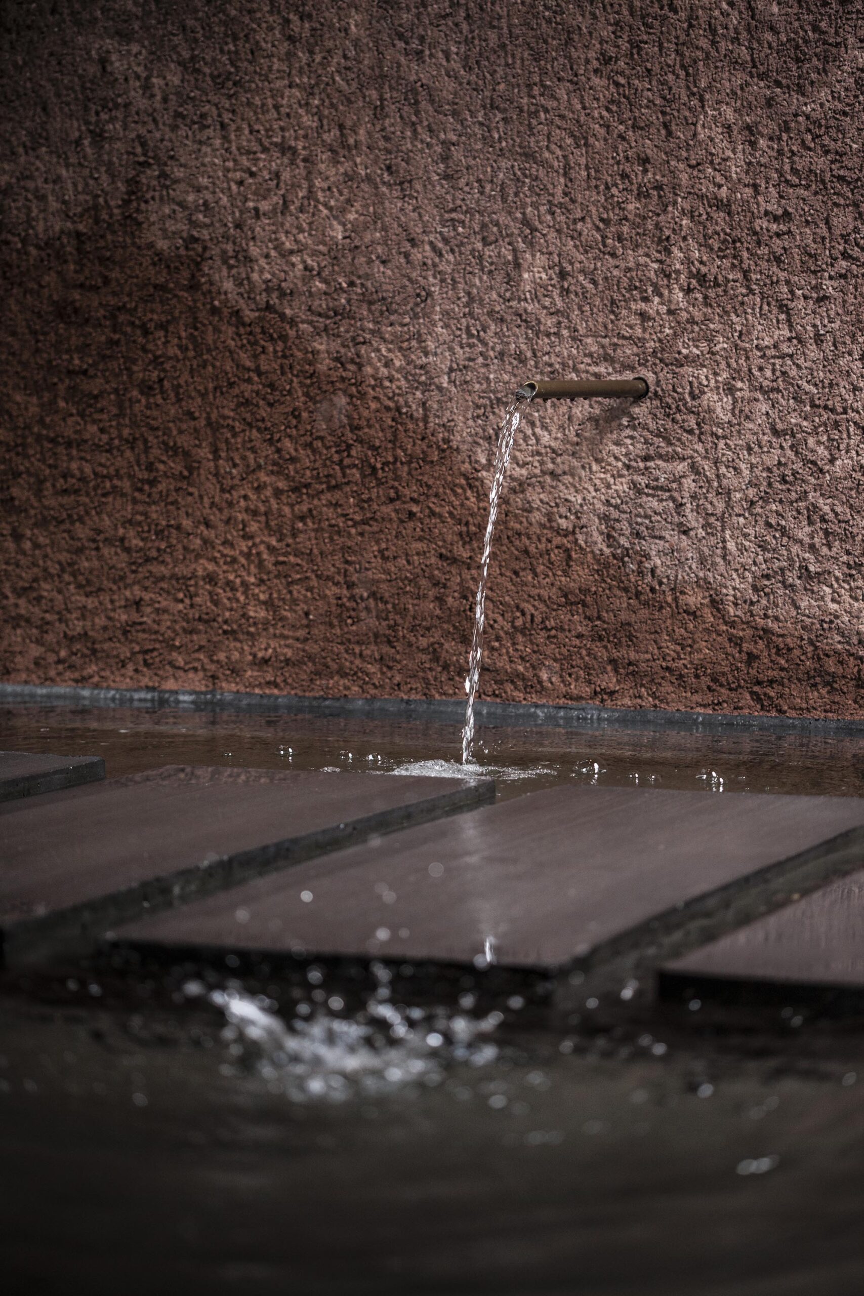 〈ムッテンツ浄水場（Muttenz Water Purification Plant）〉オッペンハイム・アーキテクチャ（Oppenheim Architecture）