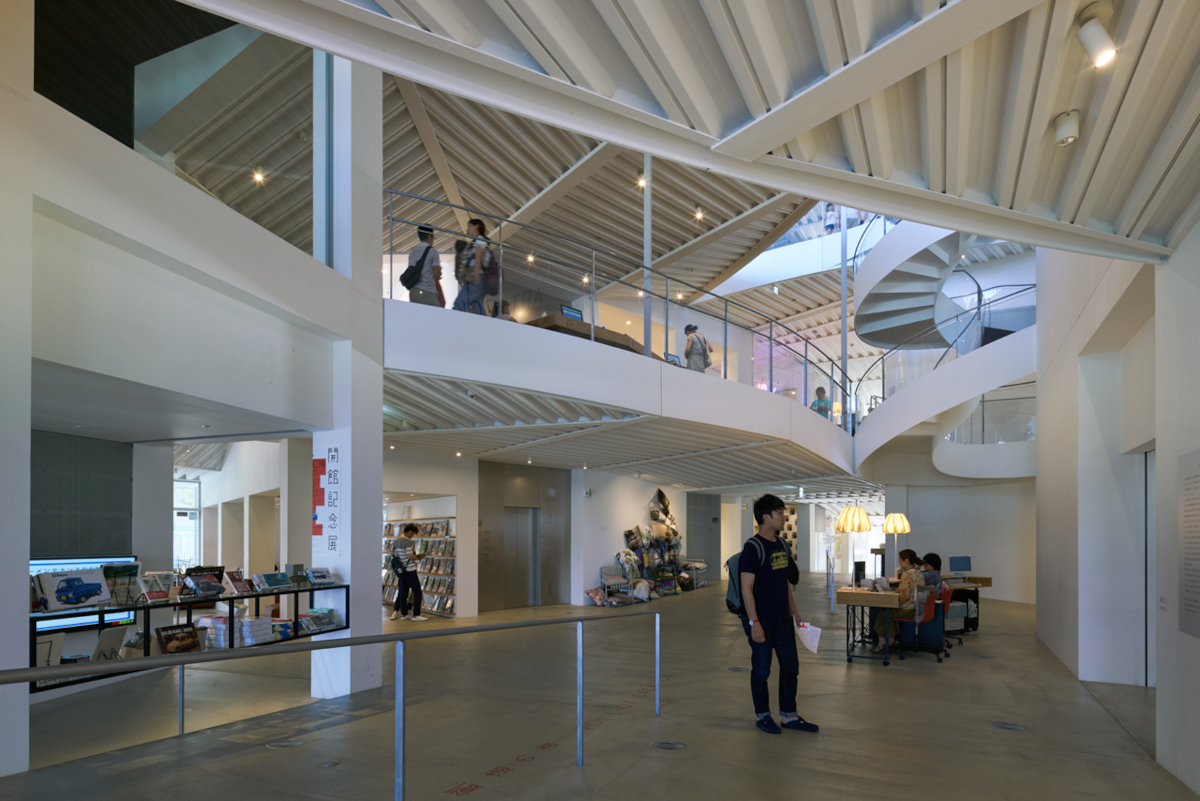 太田市美術館・図書館