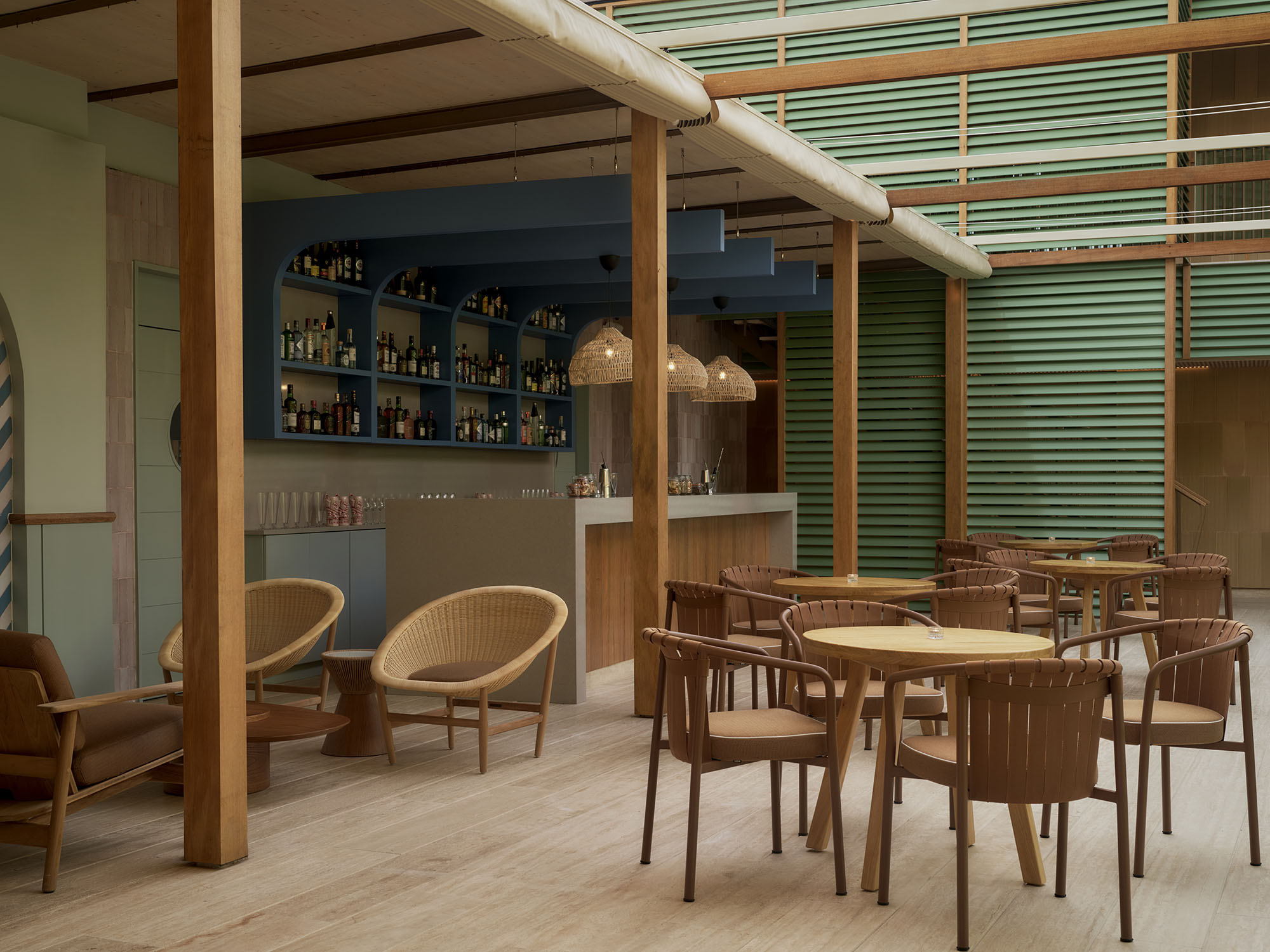 〈ラス・メルセデス・キンプトンホテル（Las Mercedes Kimpton Hotel）〉モネオ・ブロック・アーキテクツ（Moneo Brock Architects）