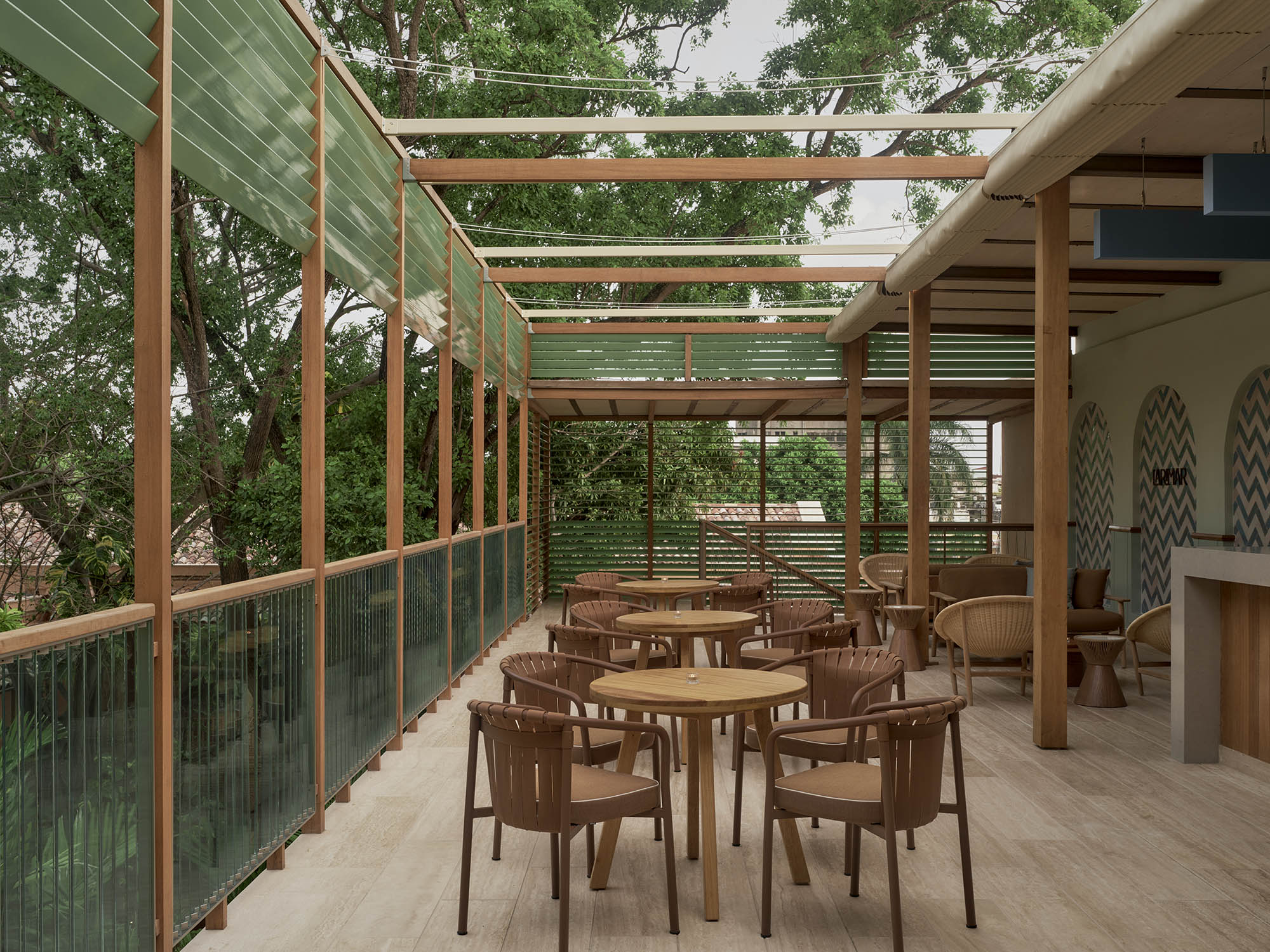 〈ラス・メルセデス・キンプトンホテル（Las Mercedes Kimpton Hotel）〉モネオ・ブロック・アーキテクツ（Moneo Brock Architects）