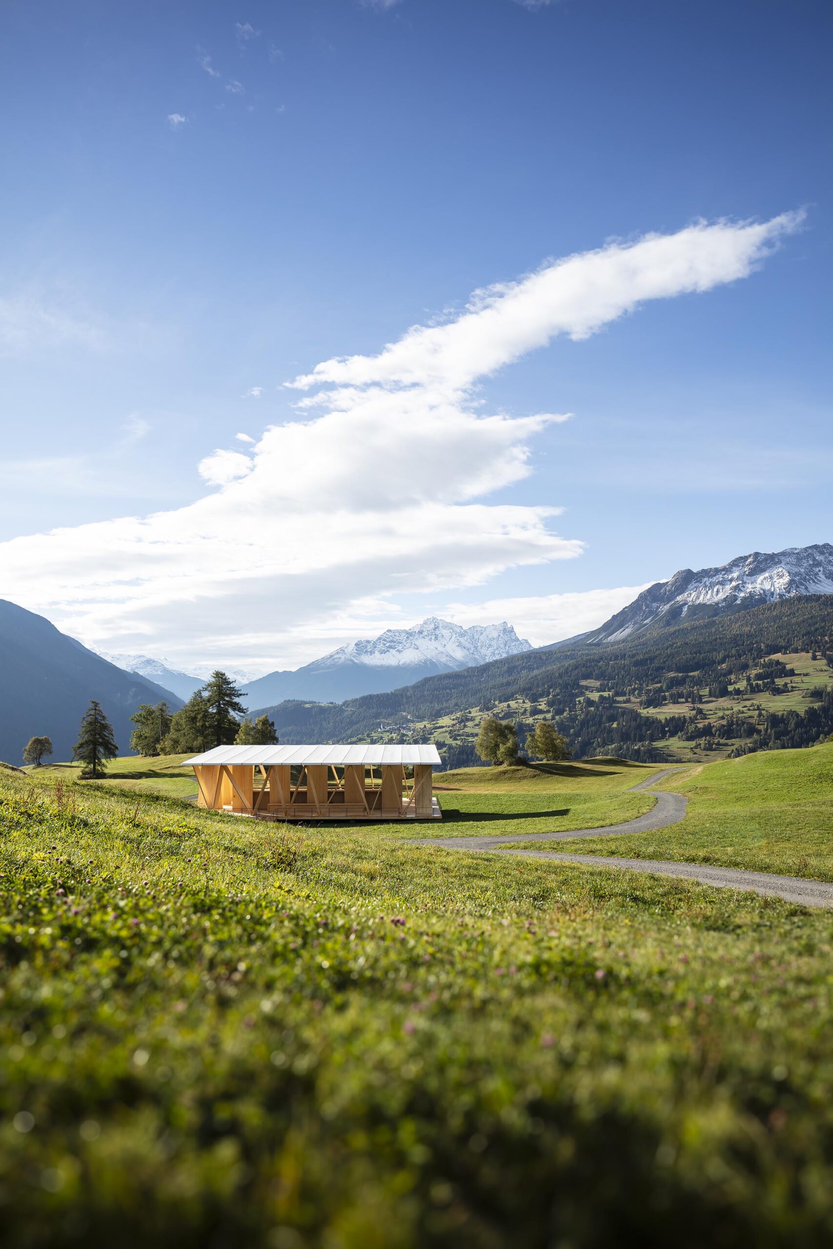 〈ランチュ野外劇場（Open-air Theater Lantsch）〉Invias AG