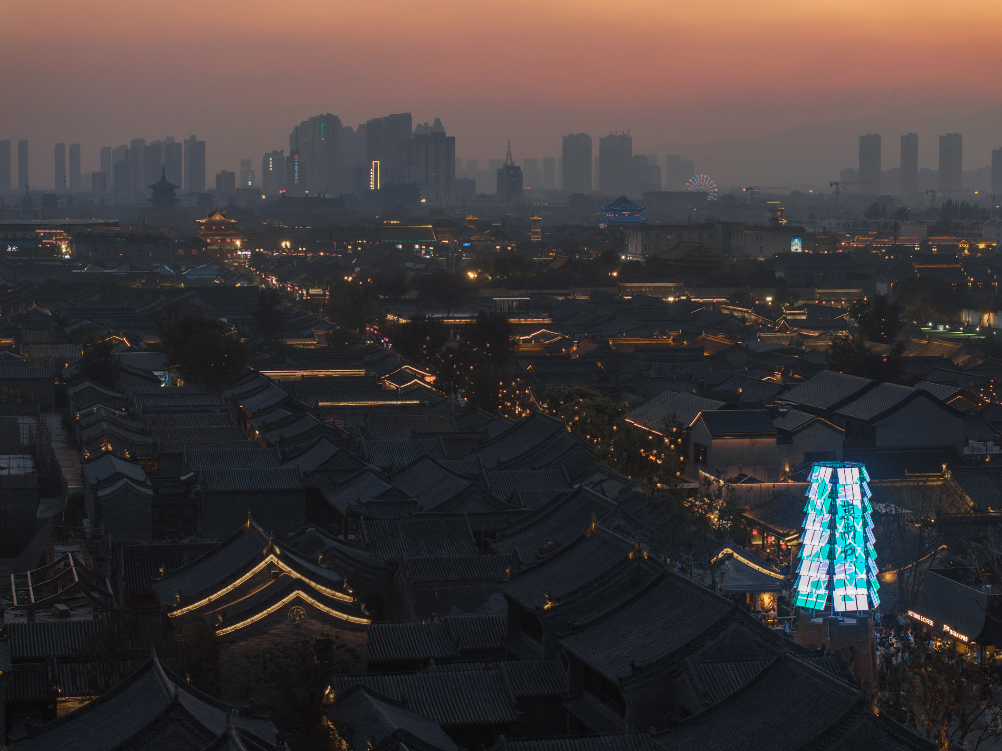 〈シルクロードタワー（Silk Road Tower）〉XJデザインエージェンシー（XJ Design Agency）