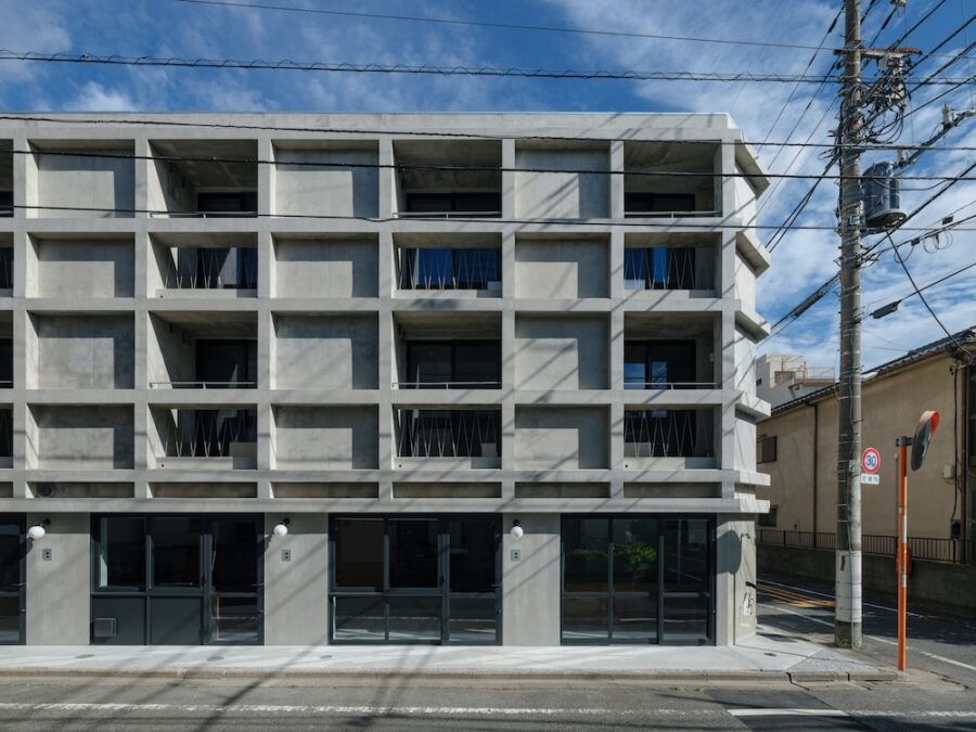 谷尻 誠が語る「暮らし」と「商い」の境界を越える新しい都市型ライフスタイル　週末カフェからSOHOまで、低コストでまちに開く賃貸モデル「商住宅」