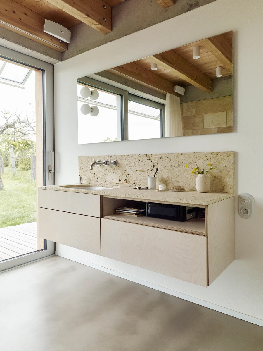 〈Family house with a greenhouse〉RicharDavidArchitekti