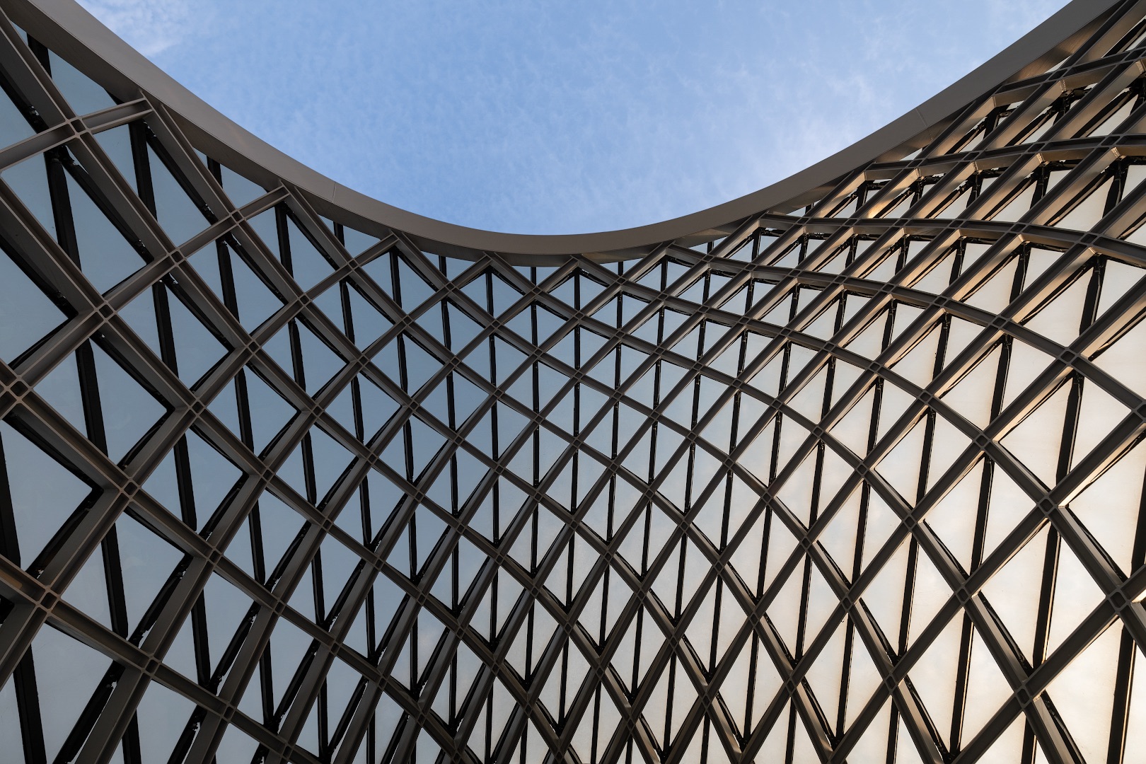 〈リケ公園・ミュージックシアター・展示ホール（Rhike Park / Music Theatre and Exhibition Hall）〉Studio Fuksas