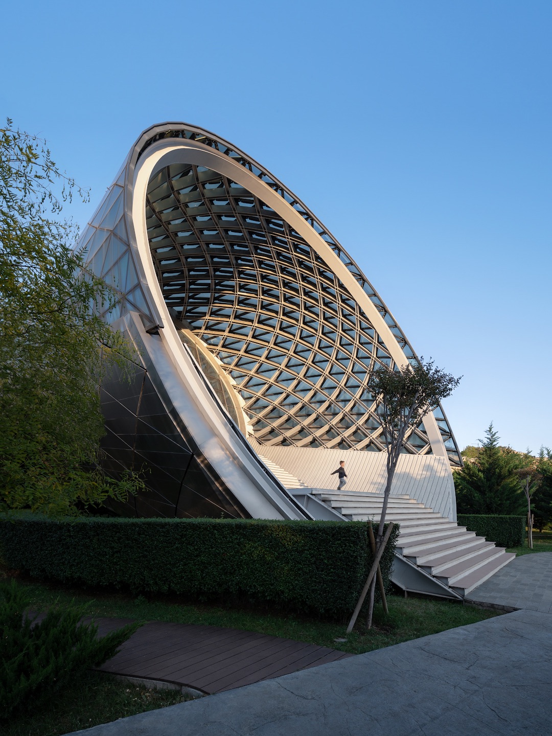 〈リケ公園・ミュージックシアター・展示ホール（Rhike Park / Music Theatre and Exhibition Hall）〉Studio Fuksas