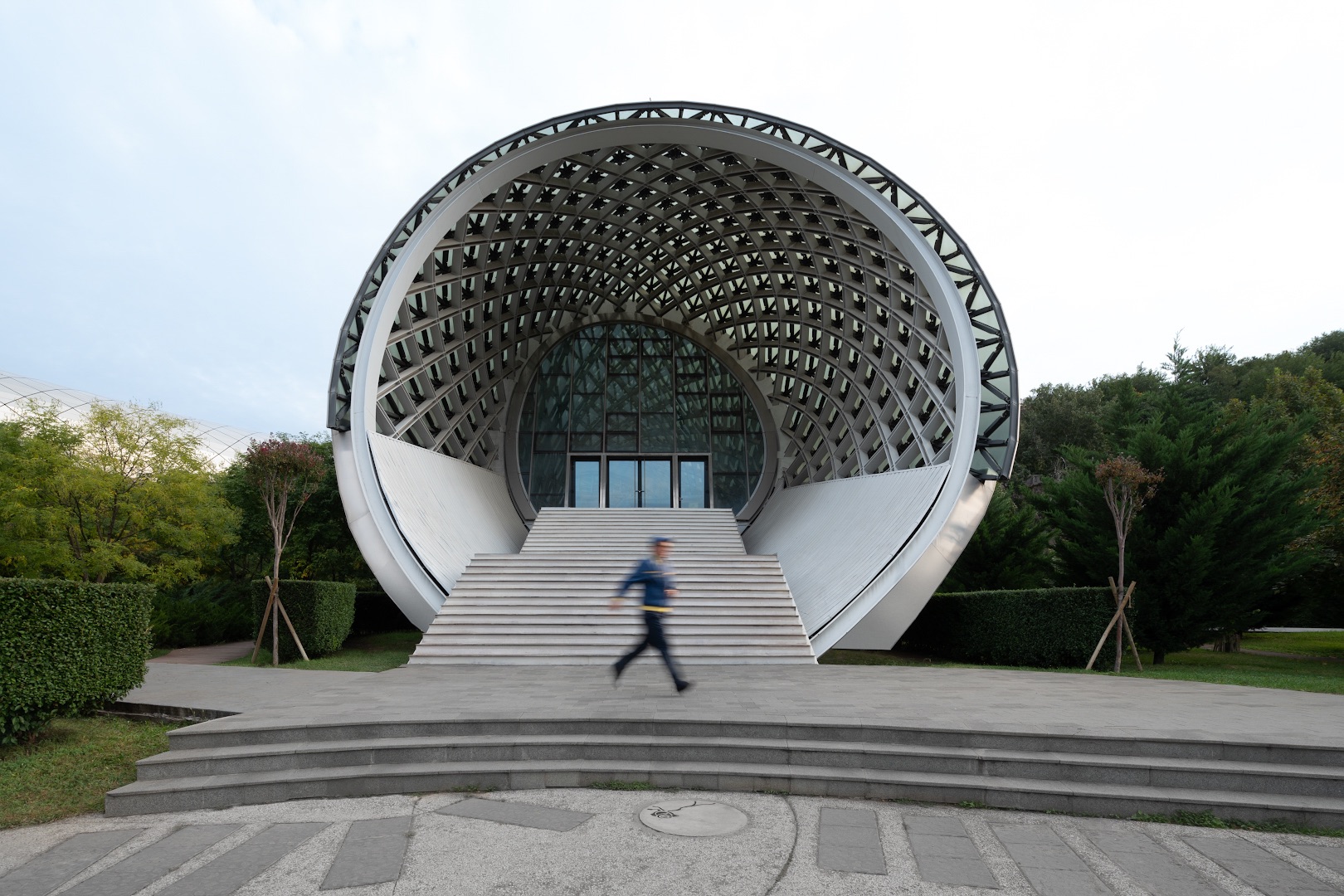〈リケ公園・ミュージックシアター・展示ホール（Rhike Park / Music Theatre and Exhibition Hall）〉Studio Fuksas