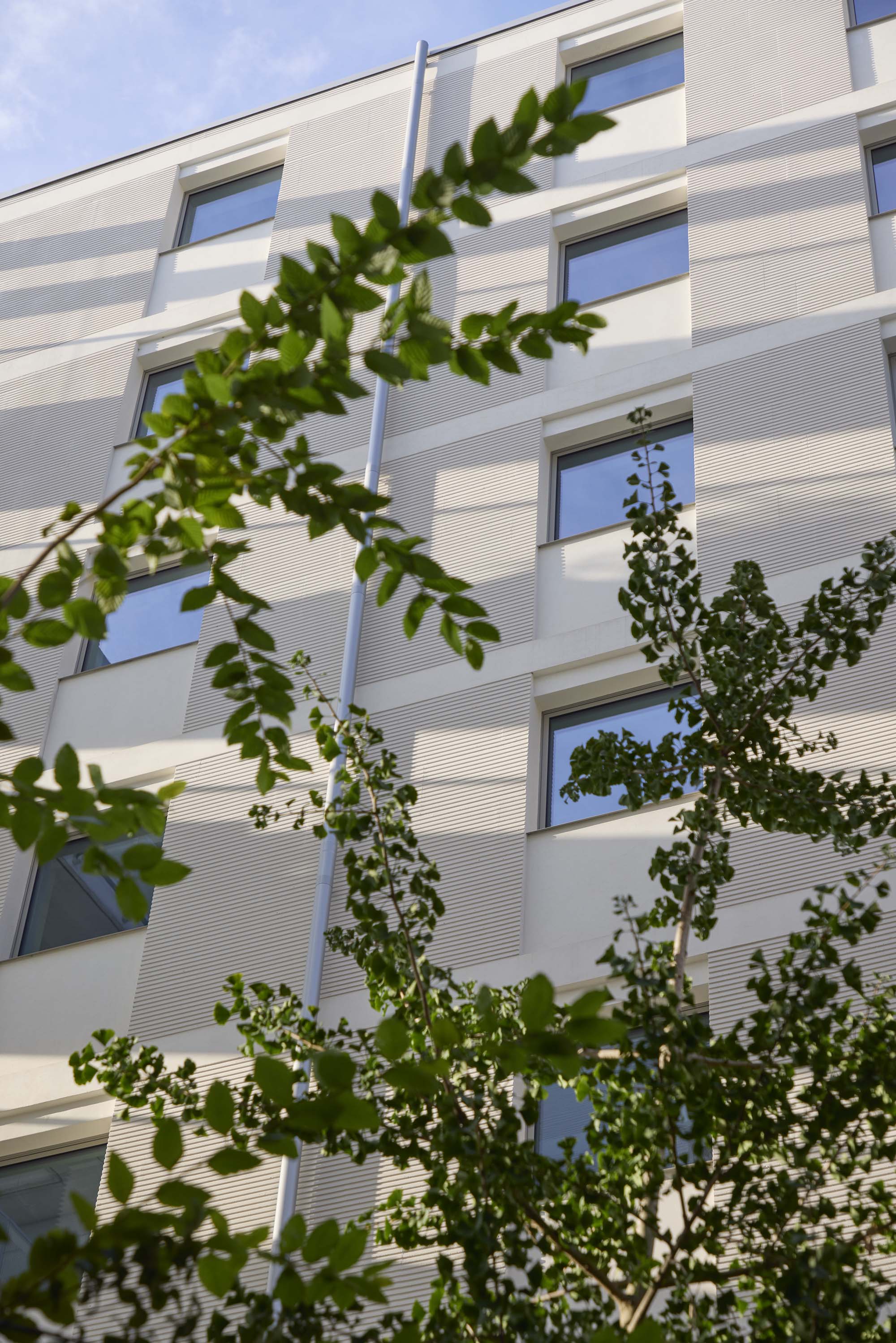 〈ミラノ・コルティナ・オリンピック選手村（Milano Cortina Olympic Village）〉SOM