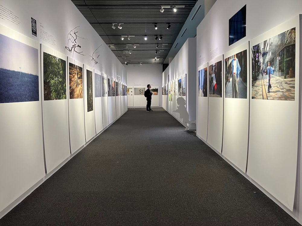 「デザインの仮説と仮設　廣村正彰+」展　Gallery A4（ギャラリー エー クワッド）会場写真