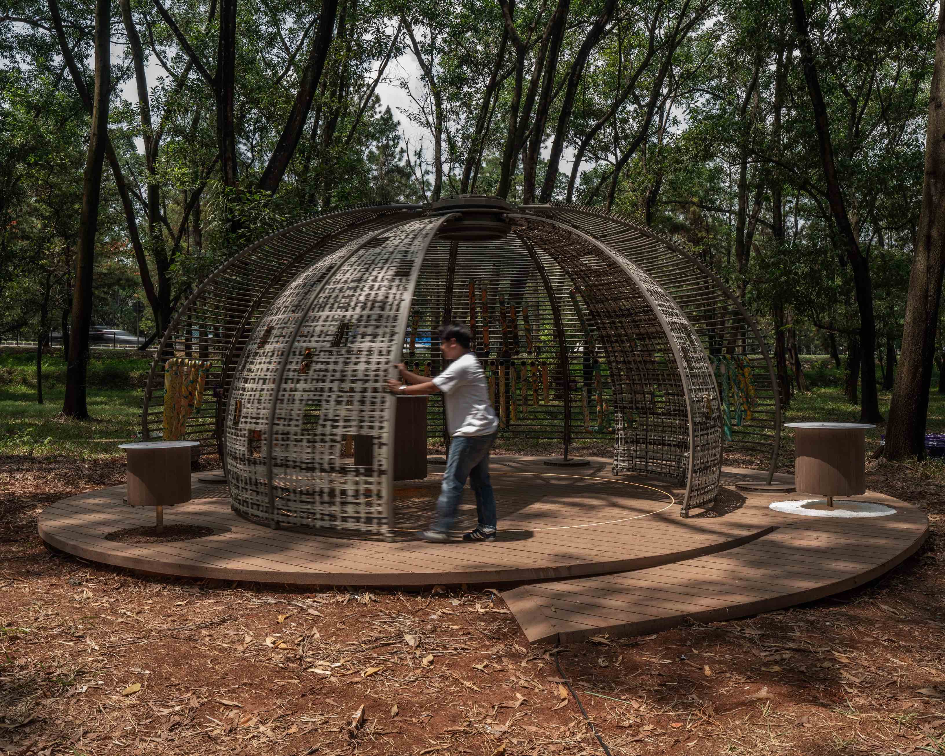 〈キネマティック・パビリオン（Kinematic Pavilion）〉ヘレン・アグスティン・スタジオ（Helen Agustine Studio）