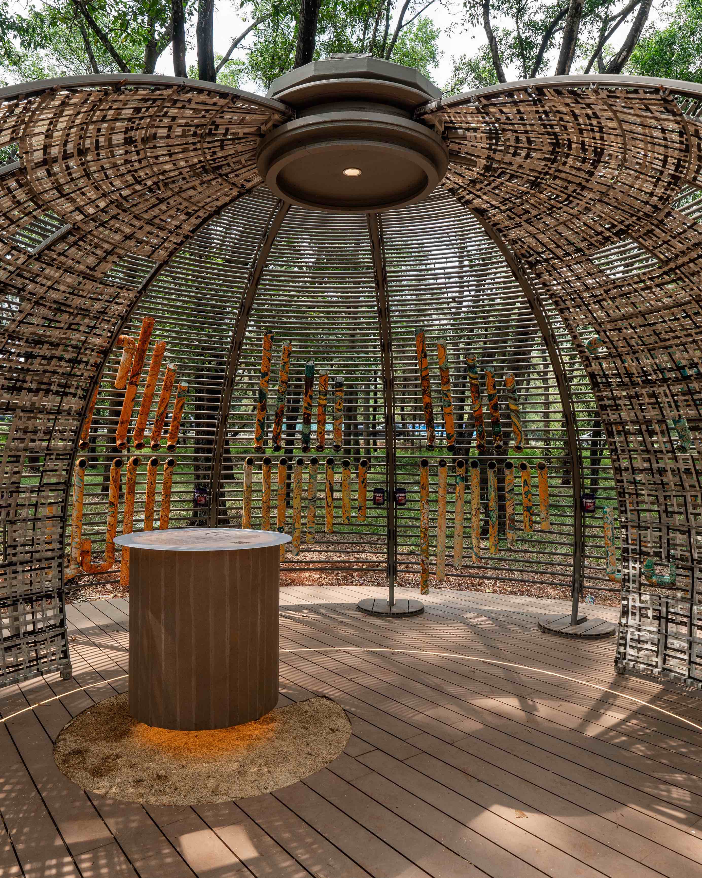 〈キネマティック・パビリオン（Kinematic Pavilion）〉ヘレン・アグスティン・スタジオ（Helen Agustine Studio）