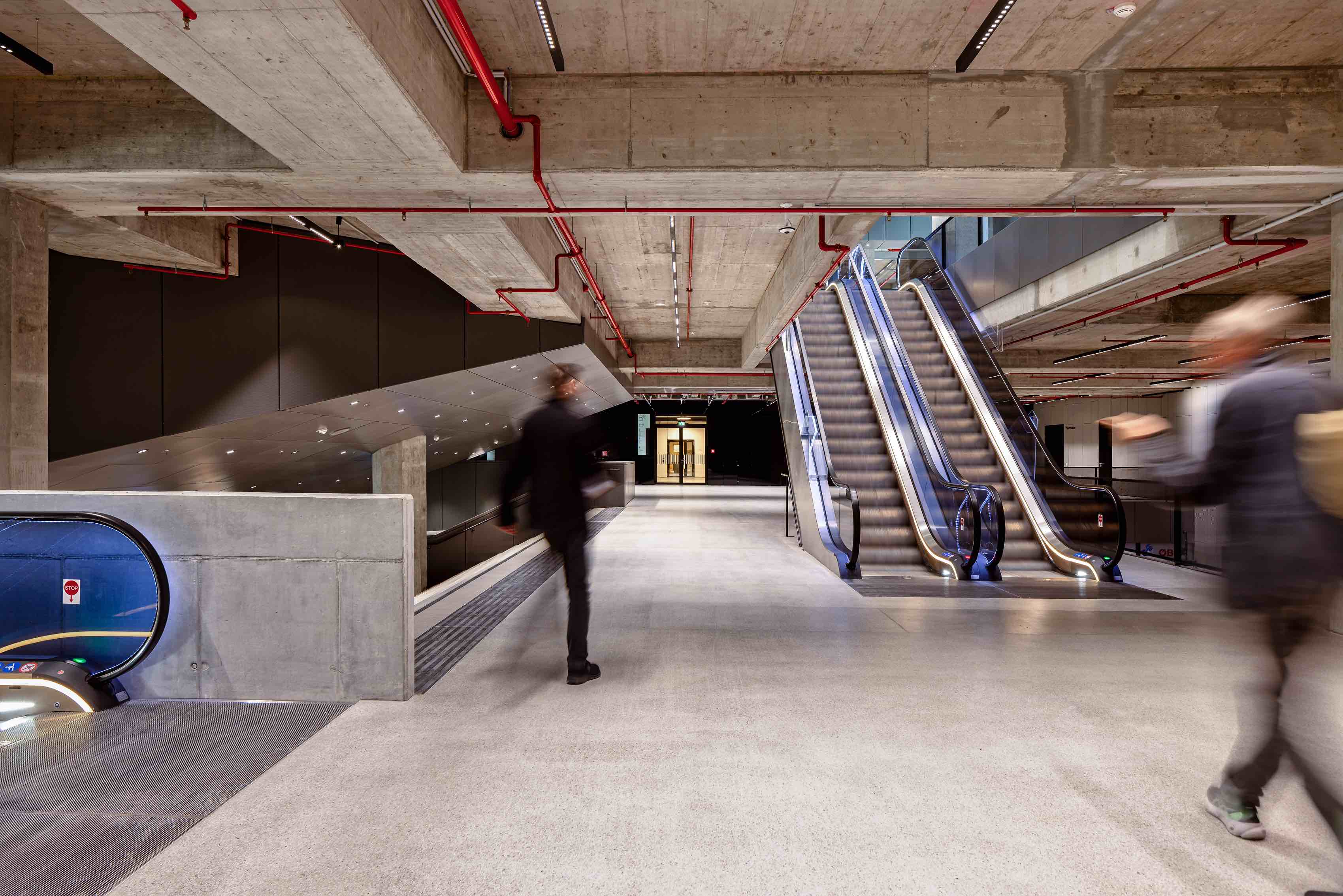 〈フランシス(Francis)〉DMAA(Delugan Meissl Associated Architects), JWA(Josef Weichenberger Architects)